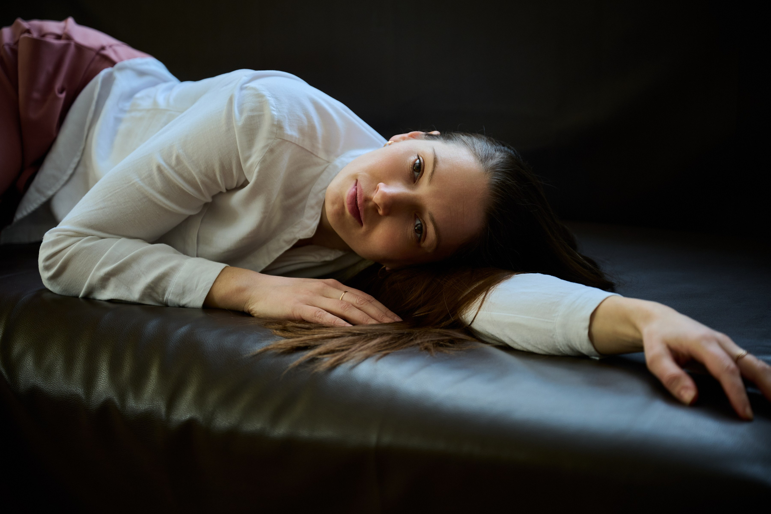 Анастасия. Тихая женская фотография — съёмка без ролей и позирования, где важнее состояние, чем образ