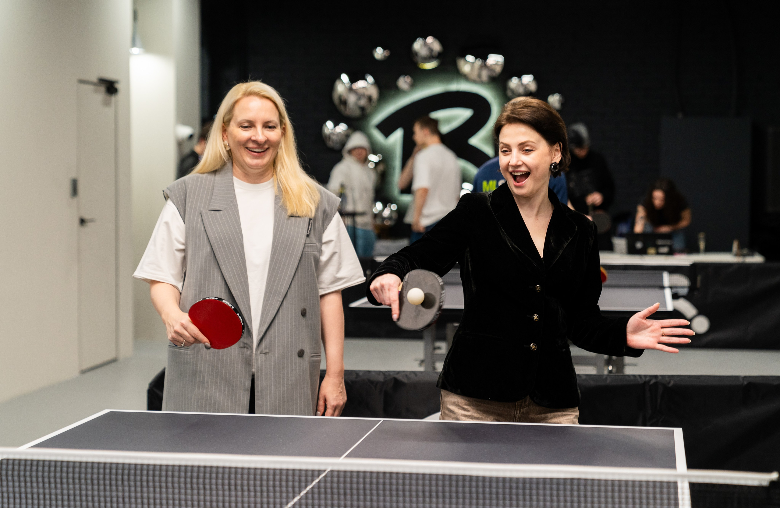 Пинг-понг клуб Ракетка, Брусницын квартал, клуб Ракетка Санкт-Петербург, клуб настольного тенниса в Санкт-Петербурге, пинг-понг клуб в Брусницын квартале Санкт-Петербург 