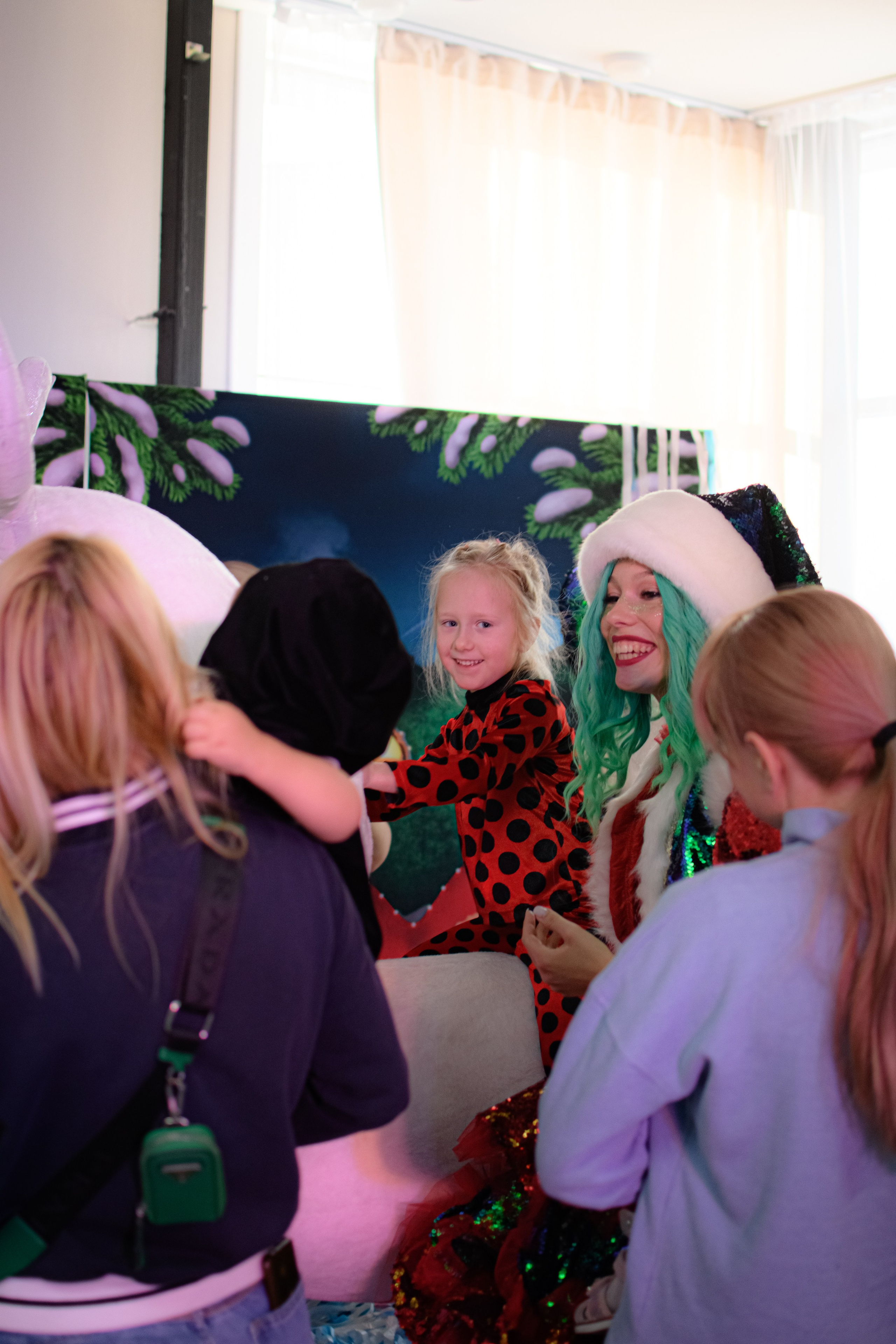 HAPPY NEW YEAR. Photokarish