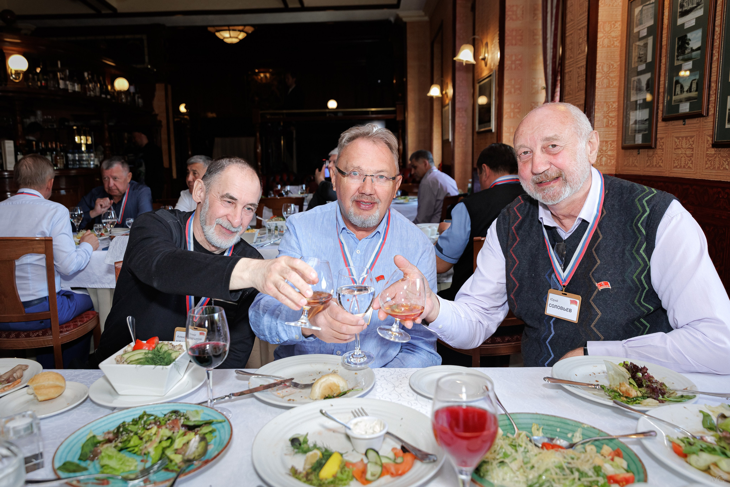 40 лет выпуска ХВВУТ МВД СССР. Маша Гонтарь Семейный домашний репортажный фотограф в Санкт-Петербурге