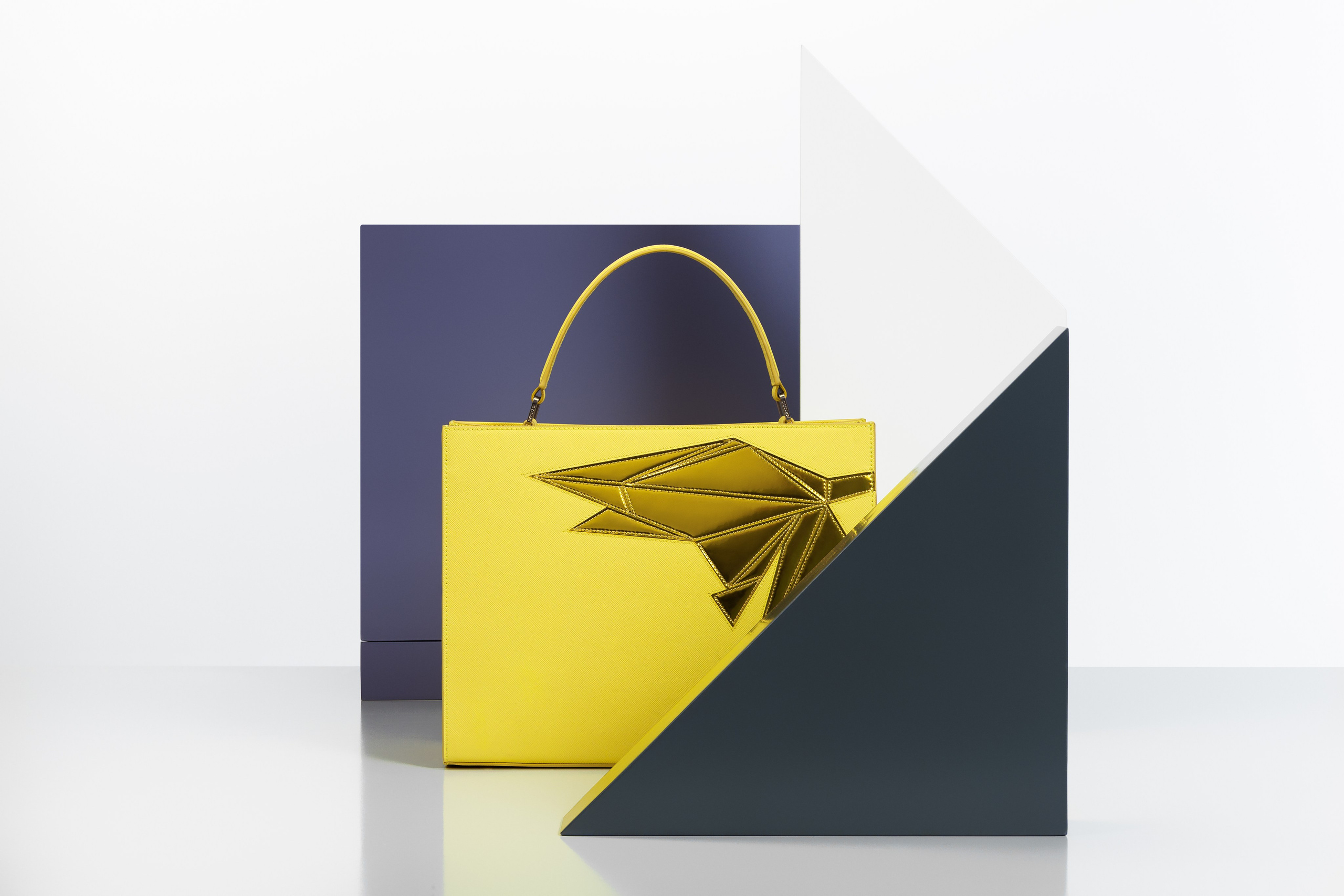 Обувь и аксессуары. Предметный фотограф. Москва. Продюсирование съемок, Set-design & пост-продакшн, E-commerce контент