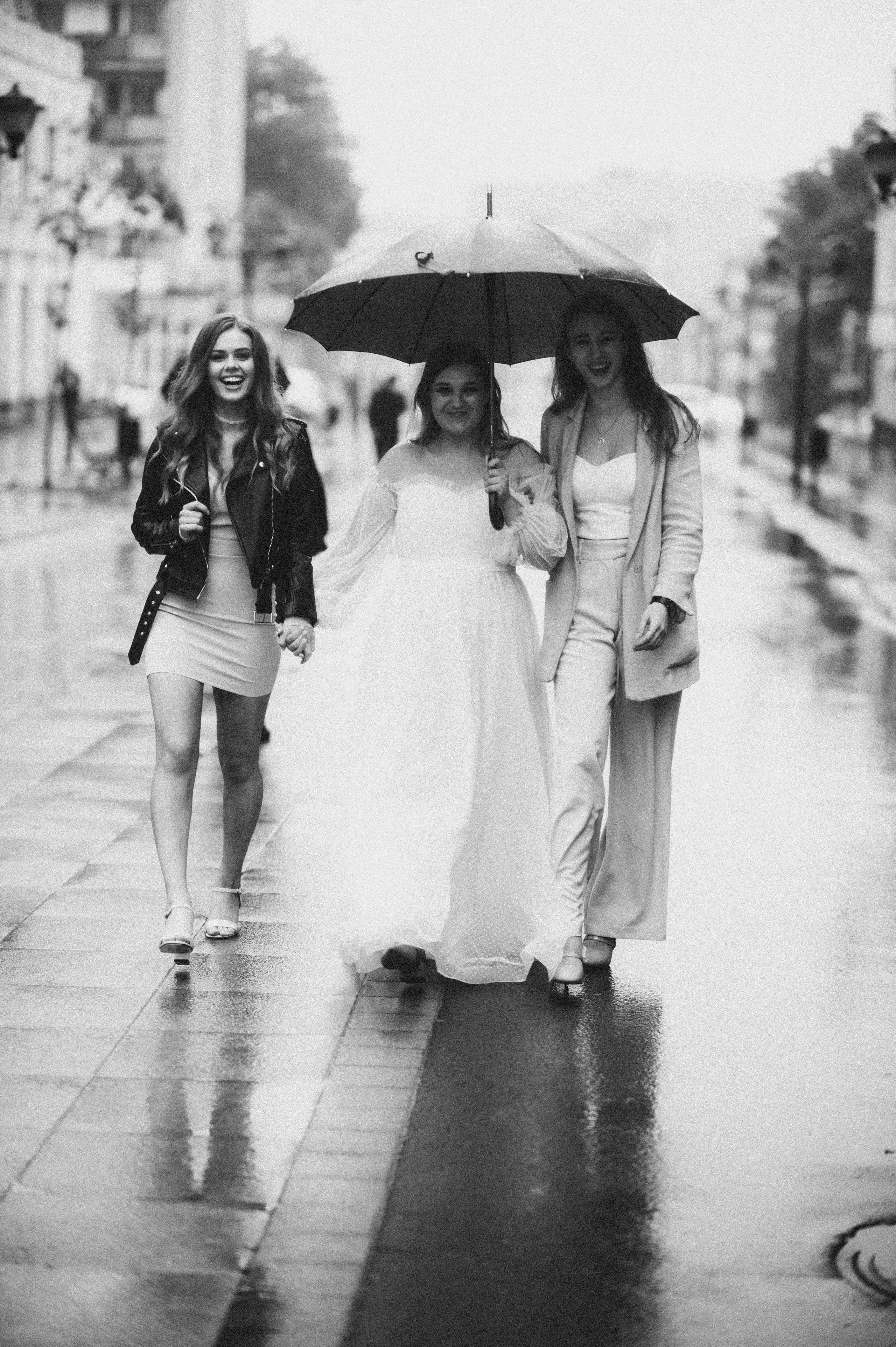 Июнь, дождь, свадьба. Фотограф в Саратове Анастасия Гладина