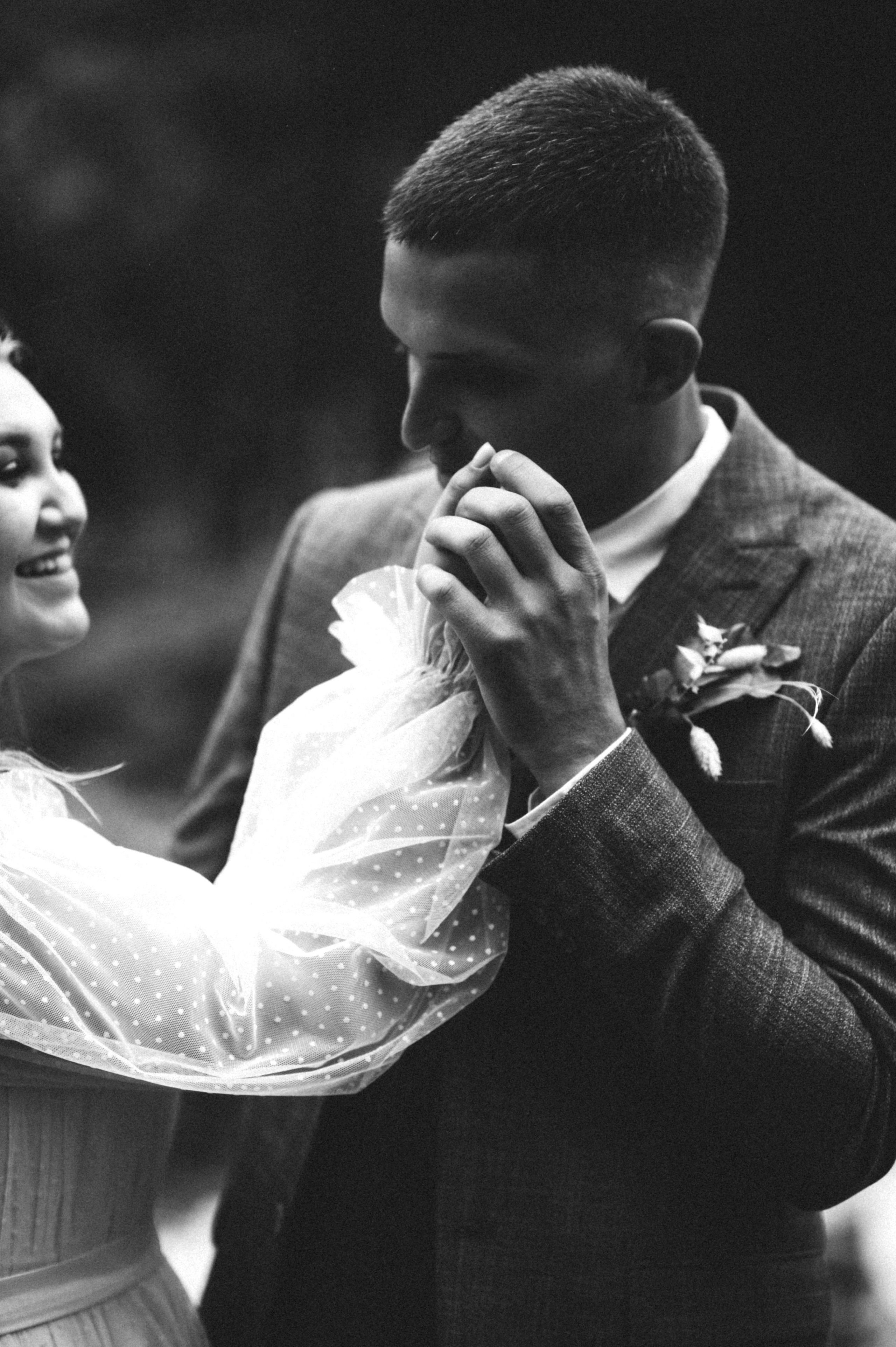 Июнь, дождь, свадьба. Фотограф в Саратове Анастасия Гладина