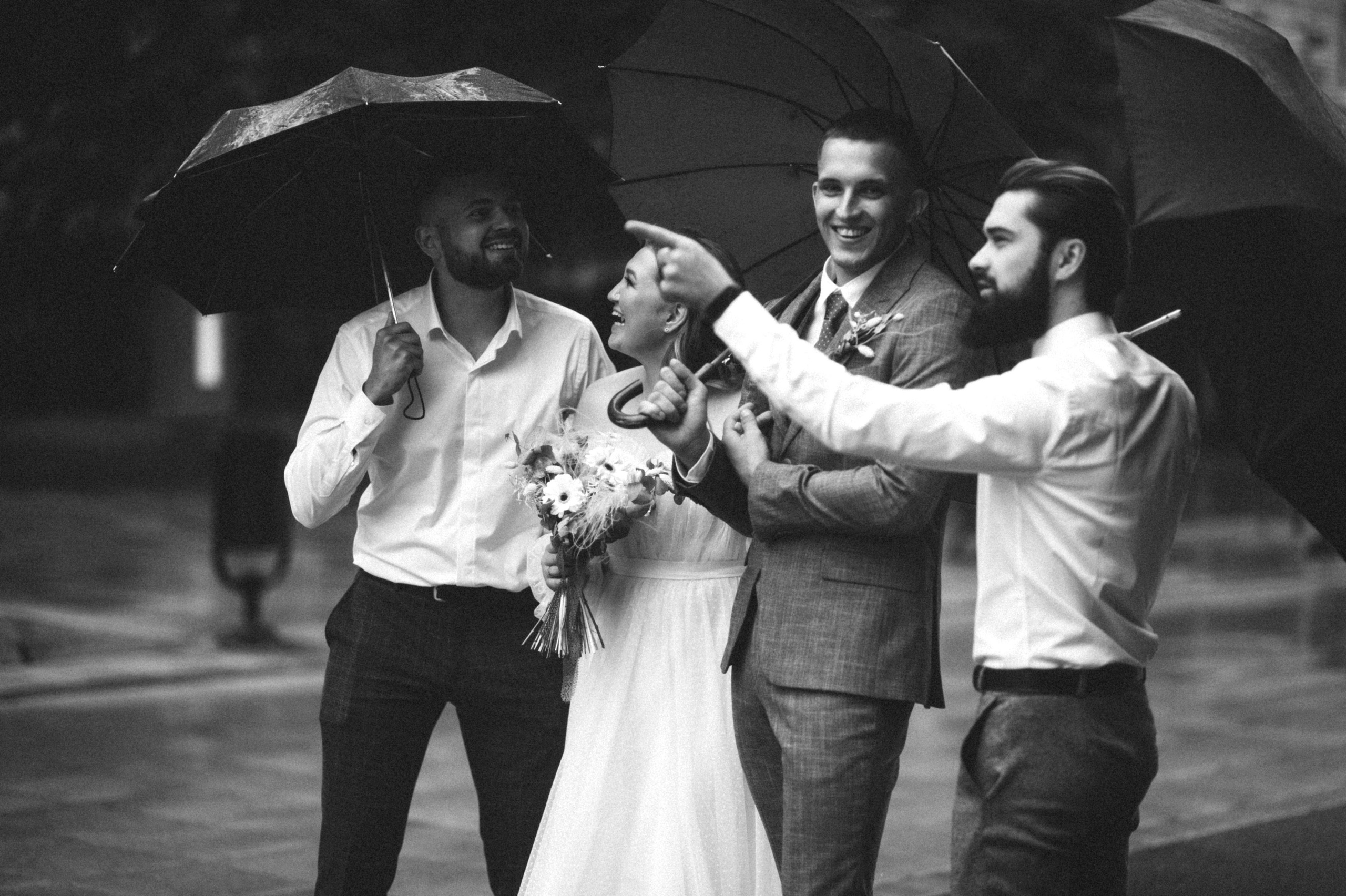 Июнь, дождь, свадьба. Фотограф в Саратове Анастасия Гладина