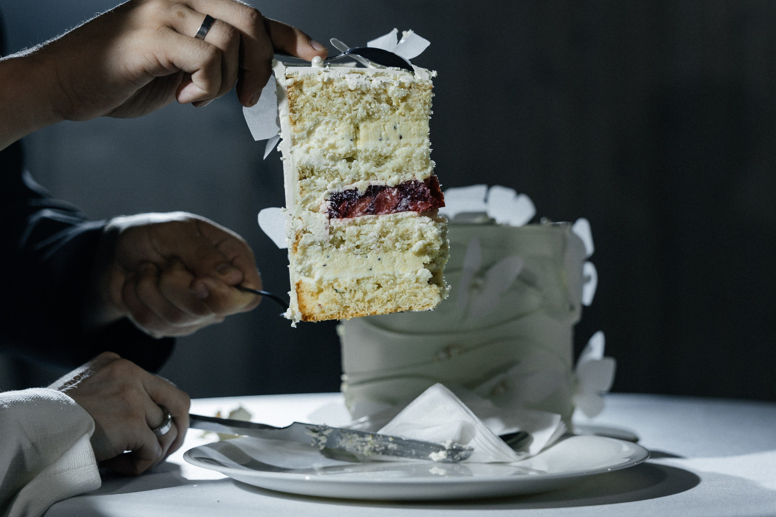 Молодые и влюблённые. СВАДЕБНЫЙ И РЕПОРТАЖНЫЙ ФОТОГРАФ | МИНСК, БЕЛАРУСЬ| ЮЛИАНА ВАСИЛЬКОВА
