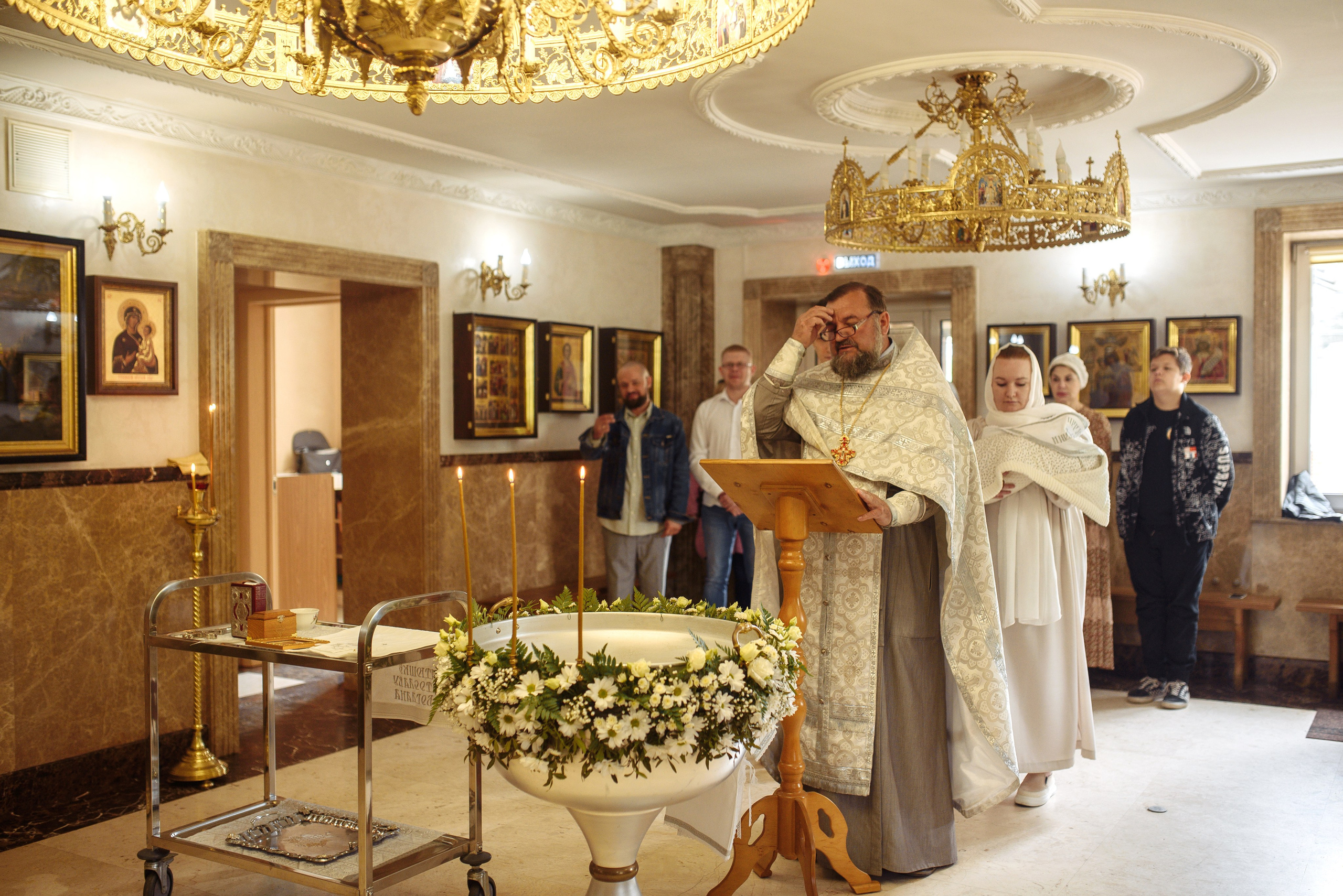 Крещение Богдана. Введенская церковь. Свадебный и семейный Фотограф в Пензе Татьяна Лапоногова