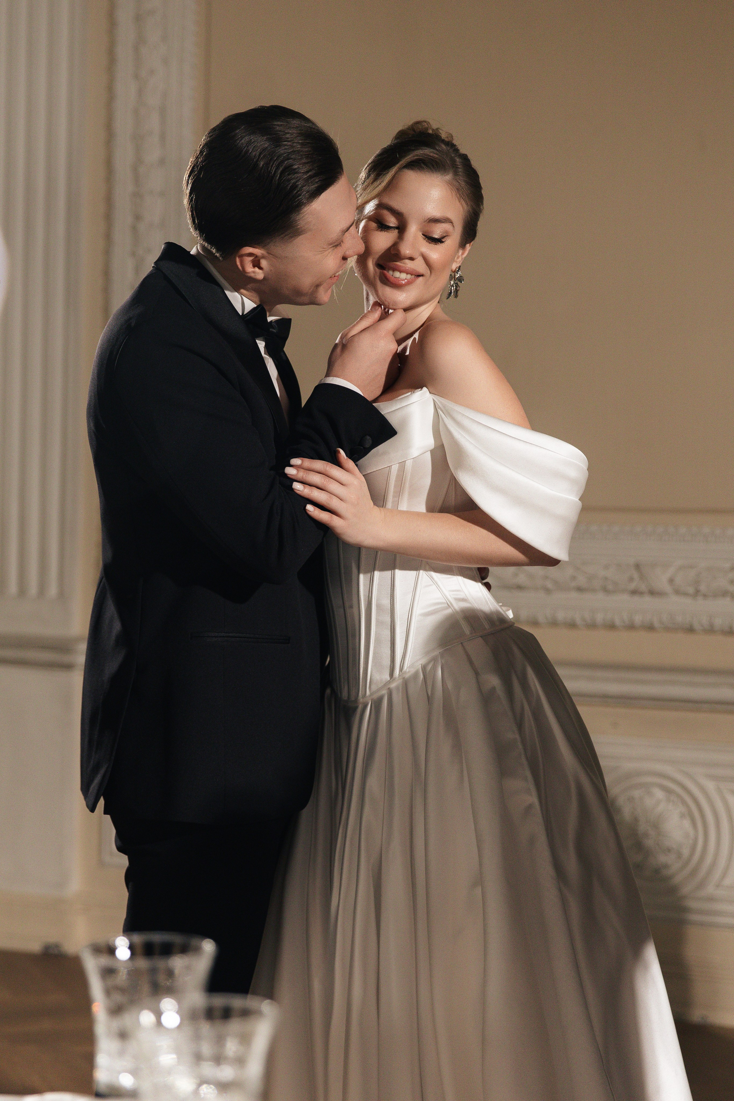 Особняк. Фотограф, который снимает любовь в Санкт-Петербурге