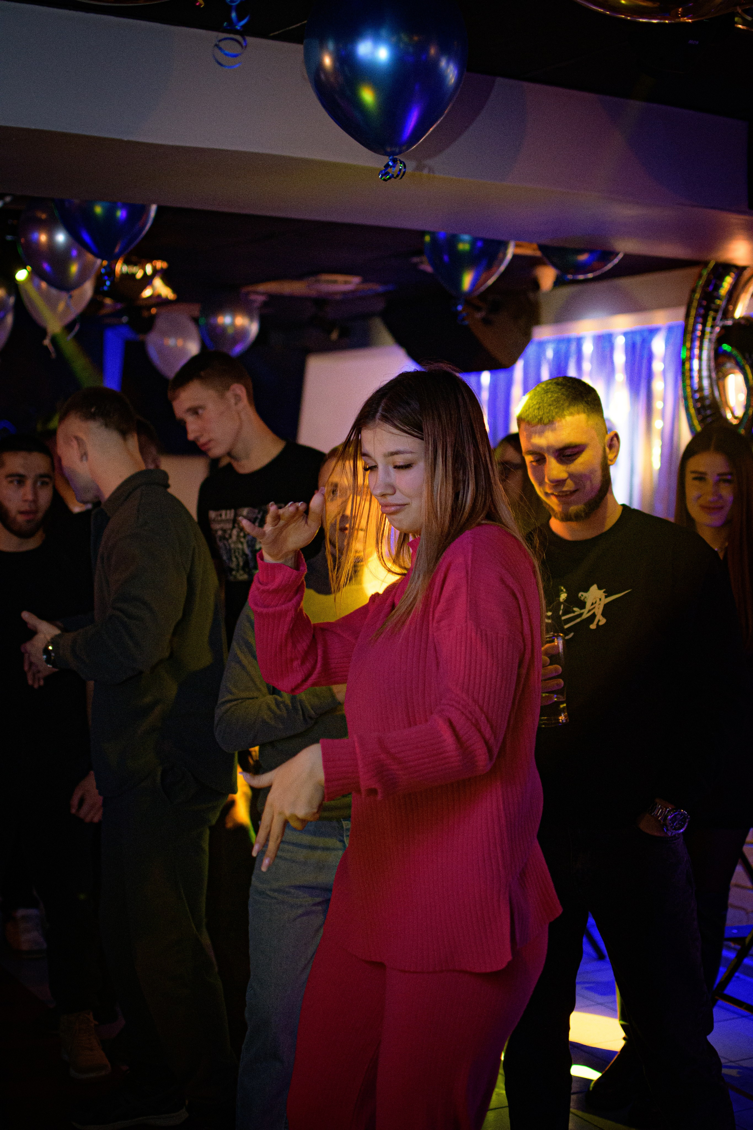 HOLLYWOOD / 6 YEARS. Photokarish