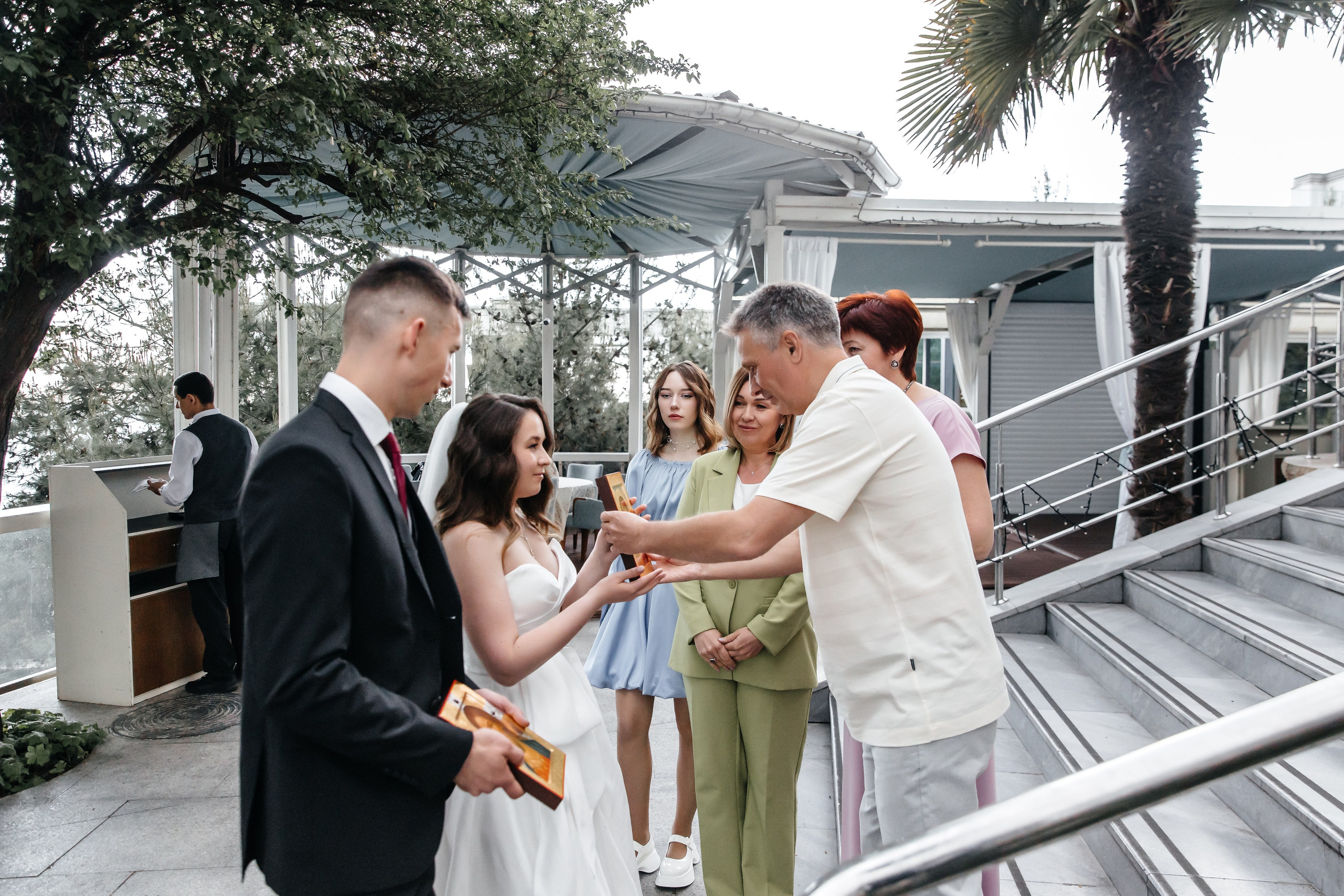 Парк Харакс, май в Крыму. Анонс свадьбы Ильи и Ксении. Свадебный фотограф в Крыму и Севастополе Ольга Баскакова