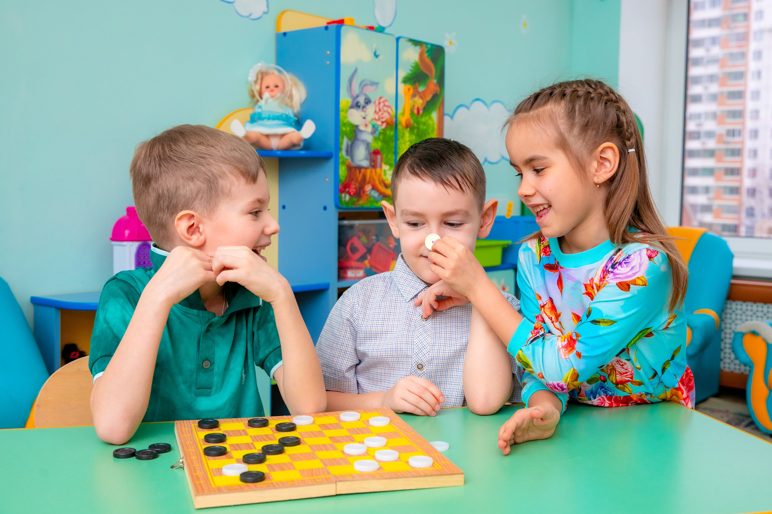 Жизнь в садике. Дарья Бухреева — фотограф, видеограф и фототерапевт. Москва и мир