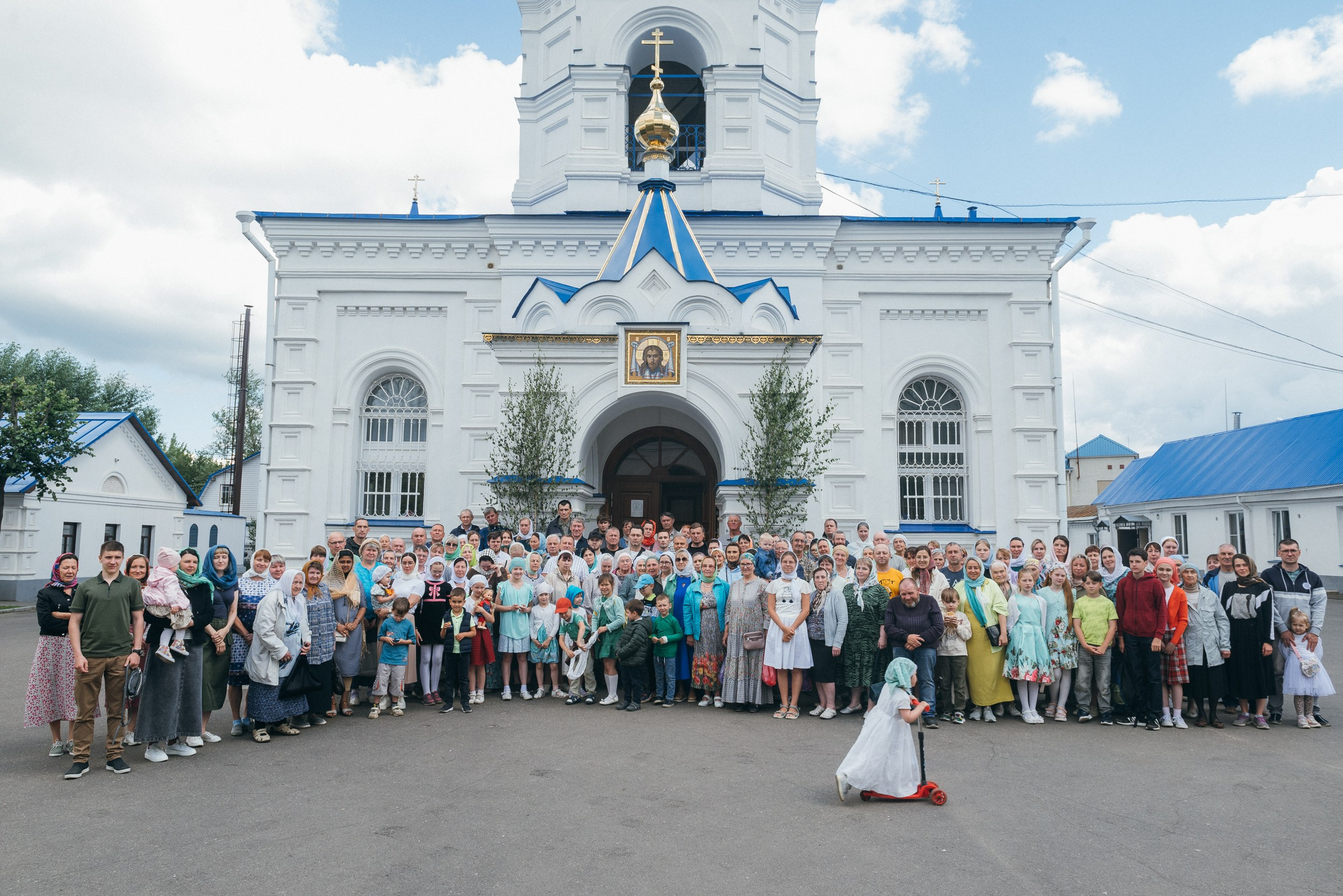 Литургия в праздник Святой Троицы в Преображенском Соборе г. Иваново. Семейный фотограф на крещение, венчание в Иваново Галина Скурихина