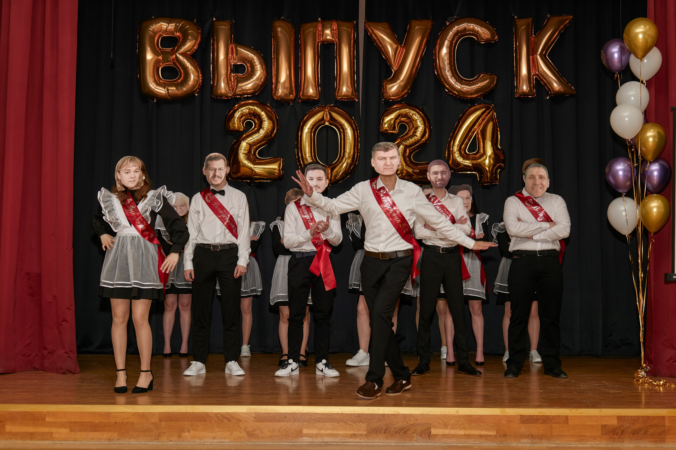 Последний звонок школа 1413. Детский и семейный фотограф г. Москва Оксана Катаджи
