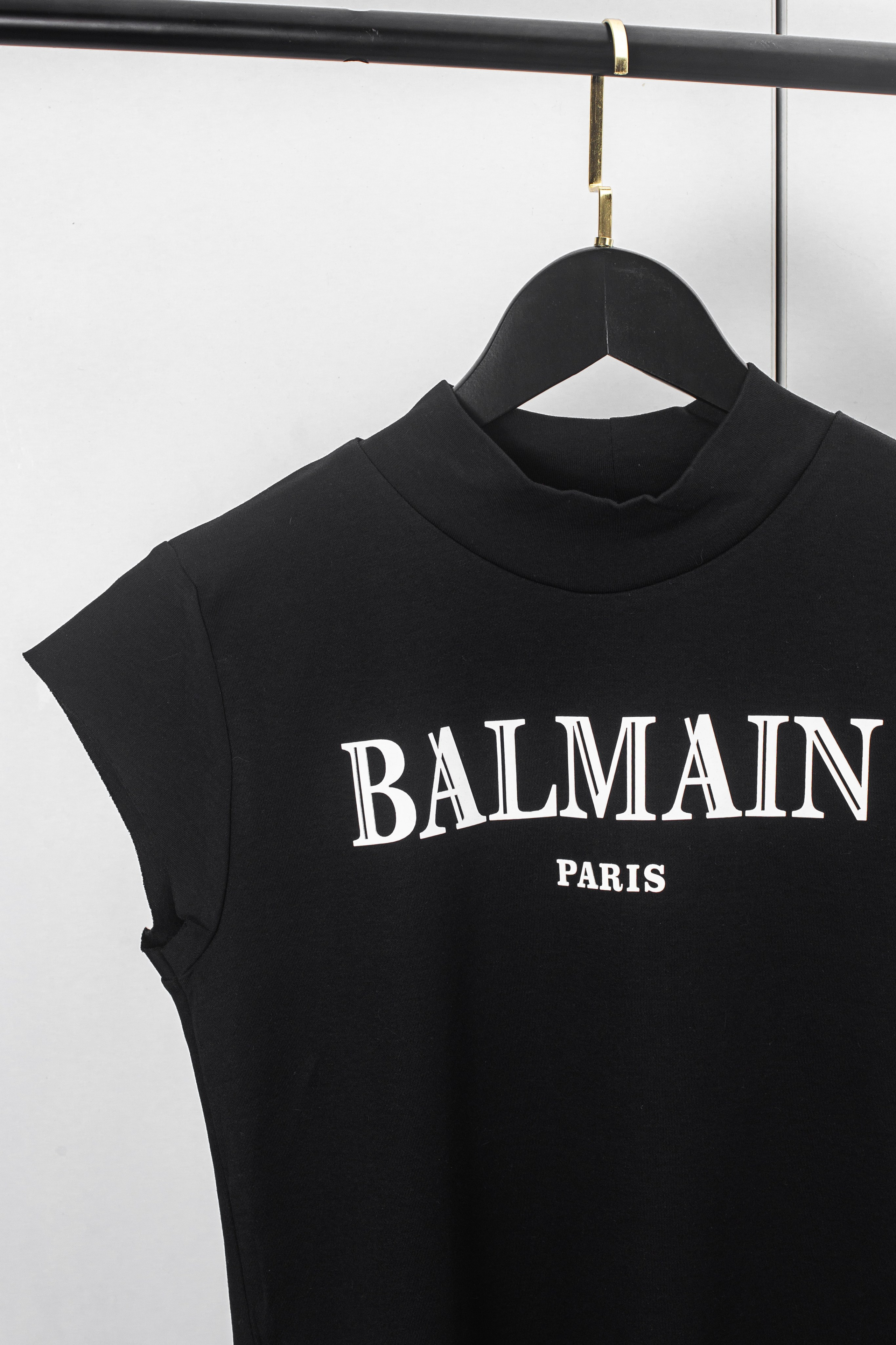 Одежда. Предметный и женский фотограф в Новосибирске