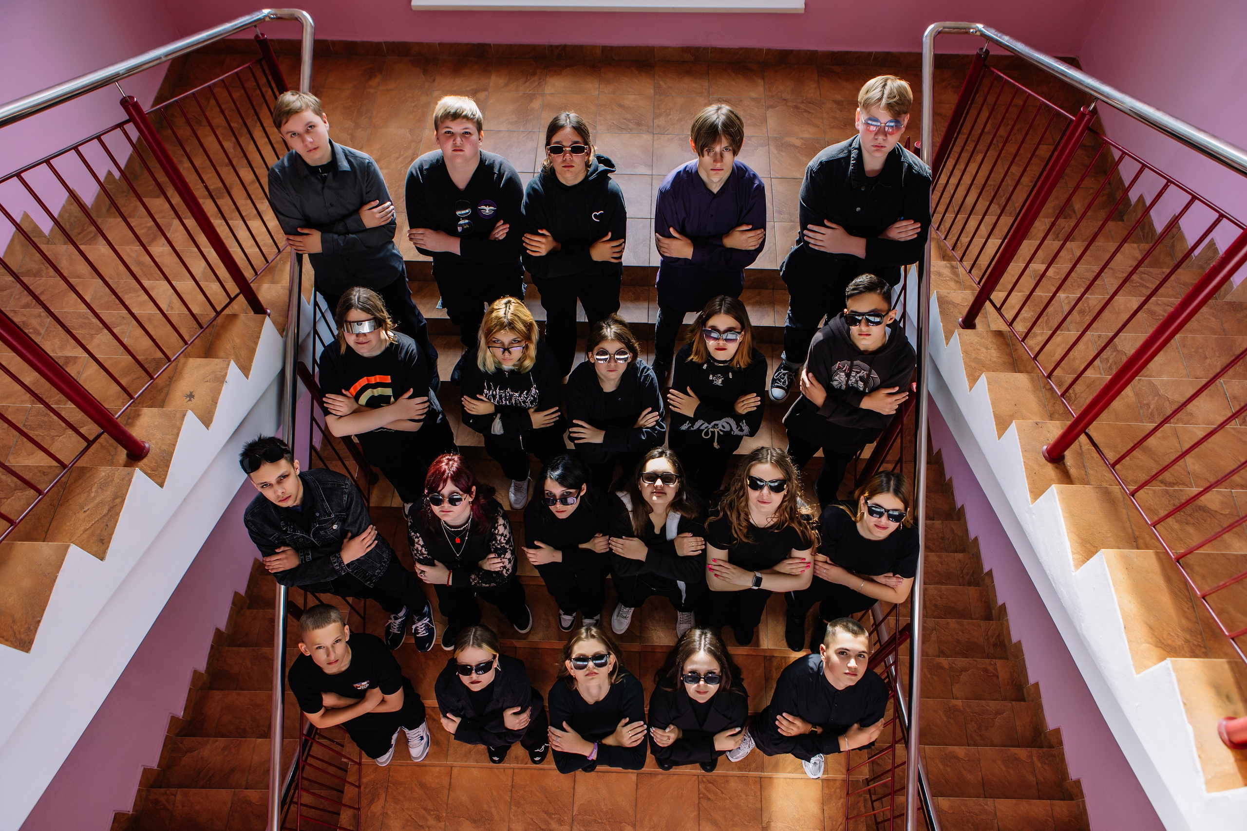 Выпускники 9 класса. LiveBook39 — студия выпускных альбомов Светланы Микишаниной в Калининграде