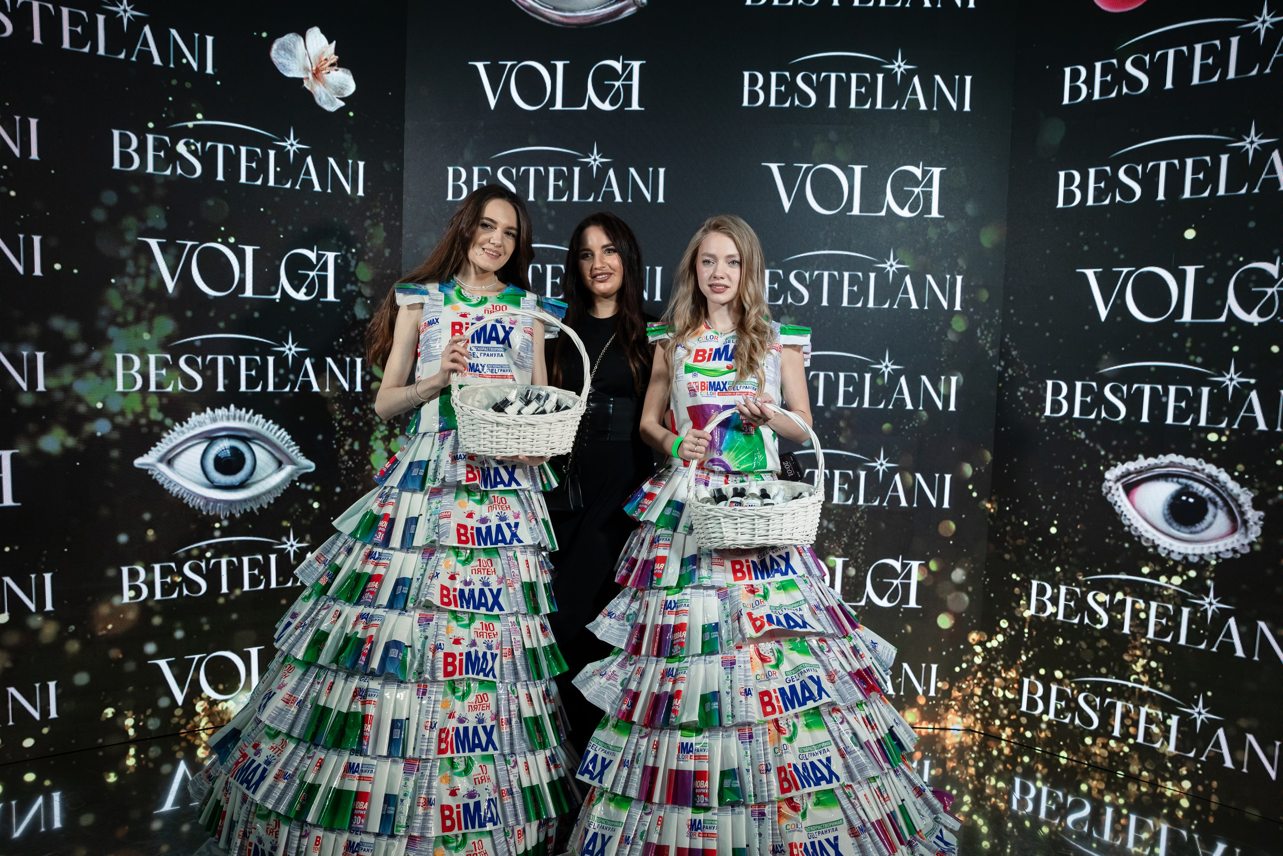 Фотозона Показа | Volga Fashion Week. Фотограф брендов и бизнеса в Москве Алексей Сентюрин