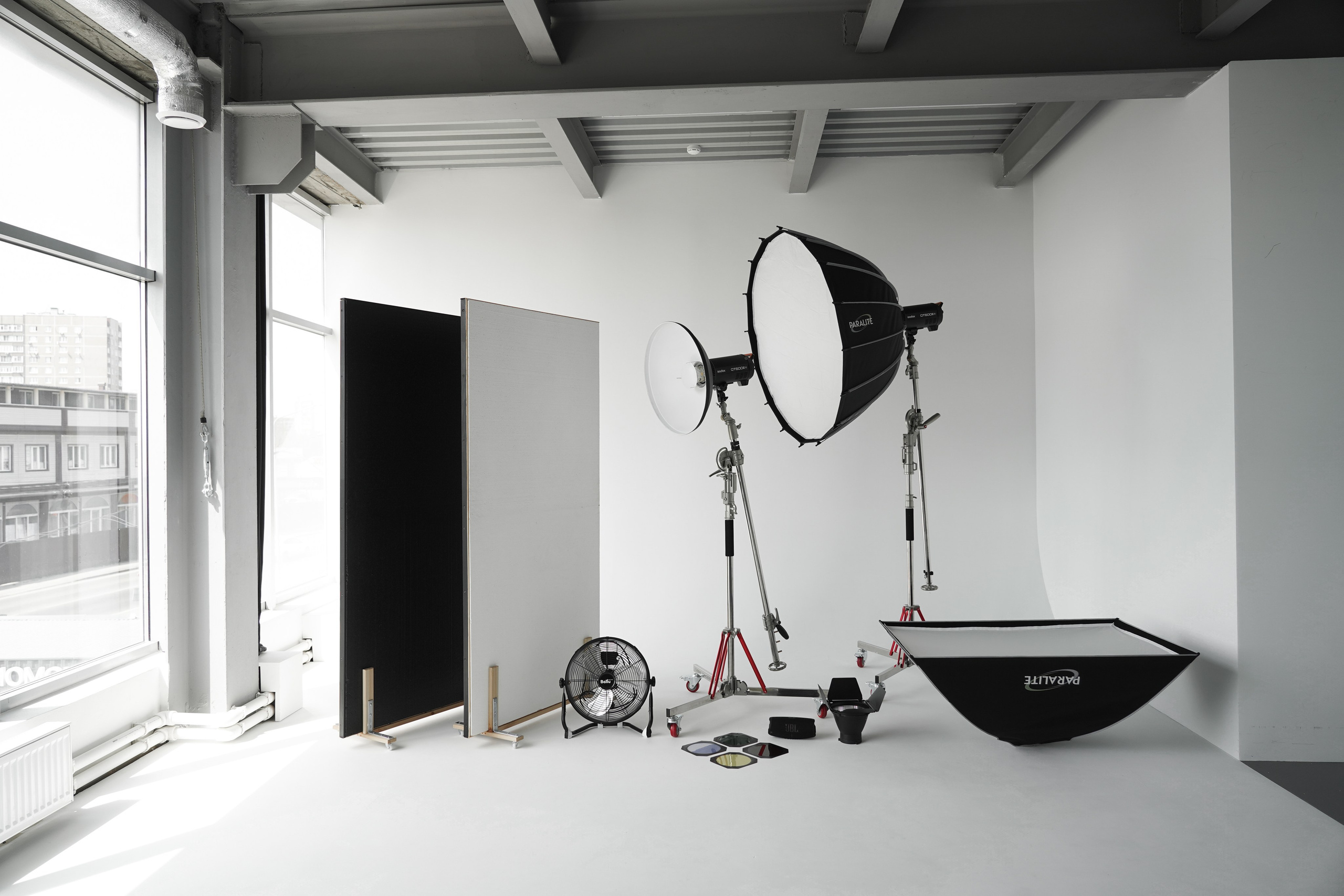 Зал Циклорама. Фотостудия Kovёr