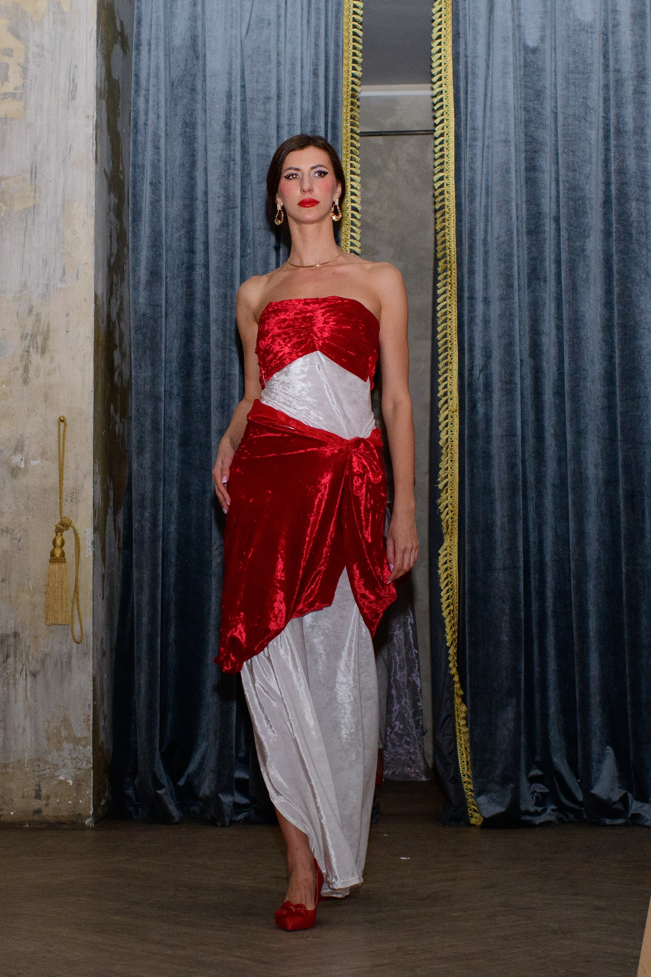 Репортаж модного показа «Люди брендов». Организация и проведение фотосъемок в Санкт-Петербурге. Фотограф Смирягин Илья