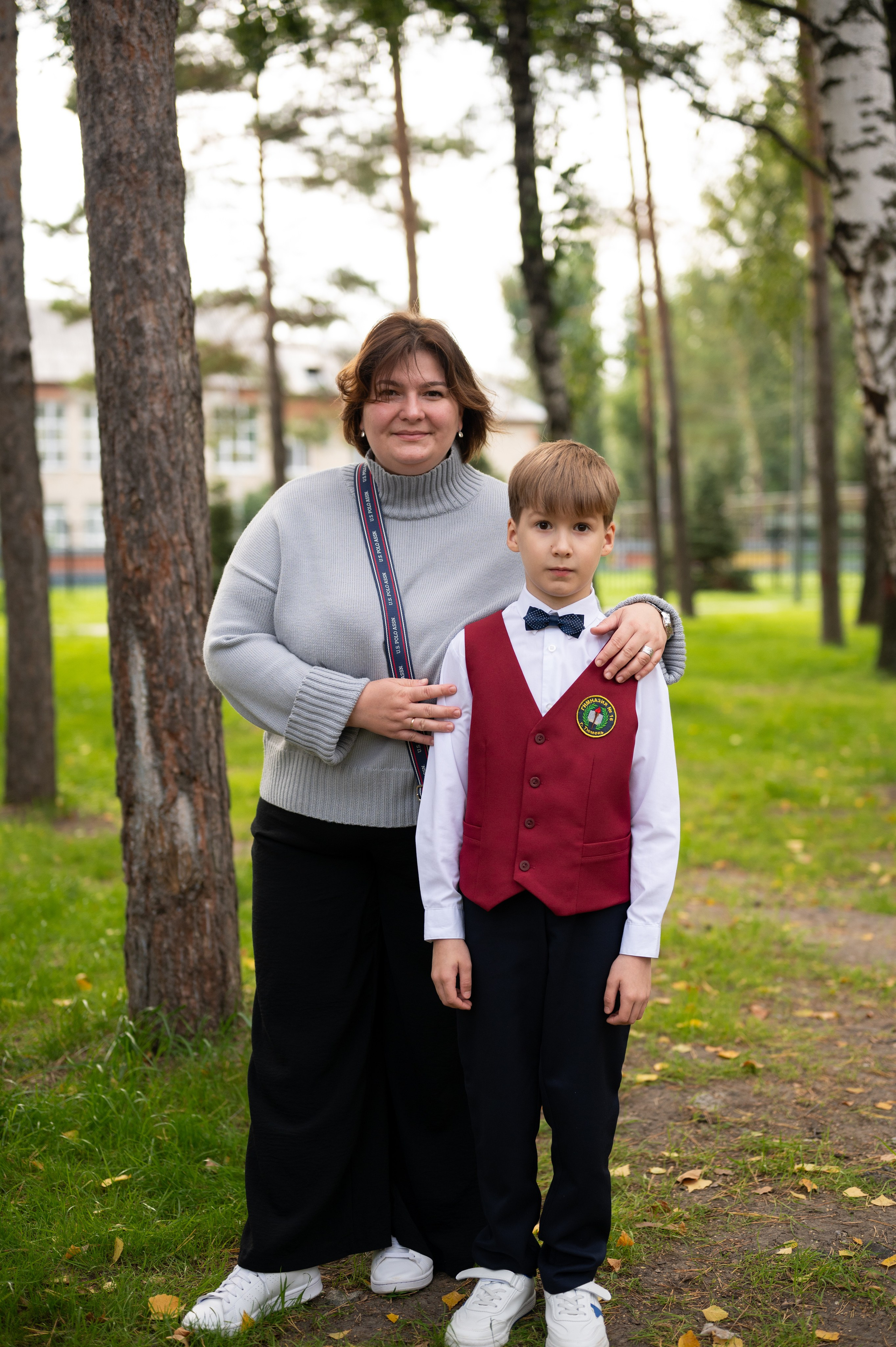 1 сентября 16 гимназия 2 класс (линейка + в классе+ на улице). Фотограф новорожденных, семейный детский в Тюмени Татьяна Морозова