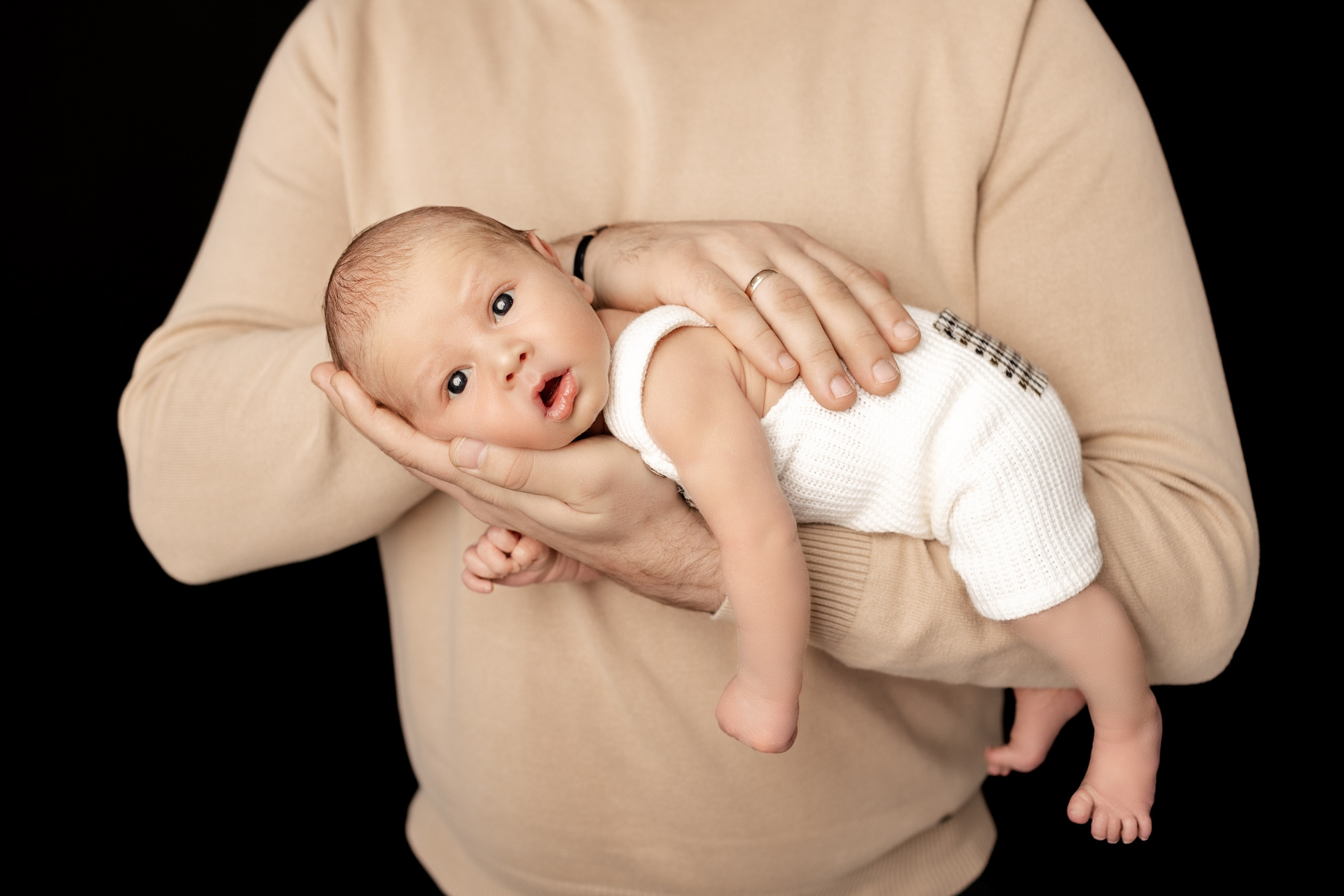 Фотосъёмка новорожденных. Фотограф Беременности и Новорождённых в Кемерово