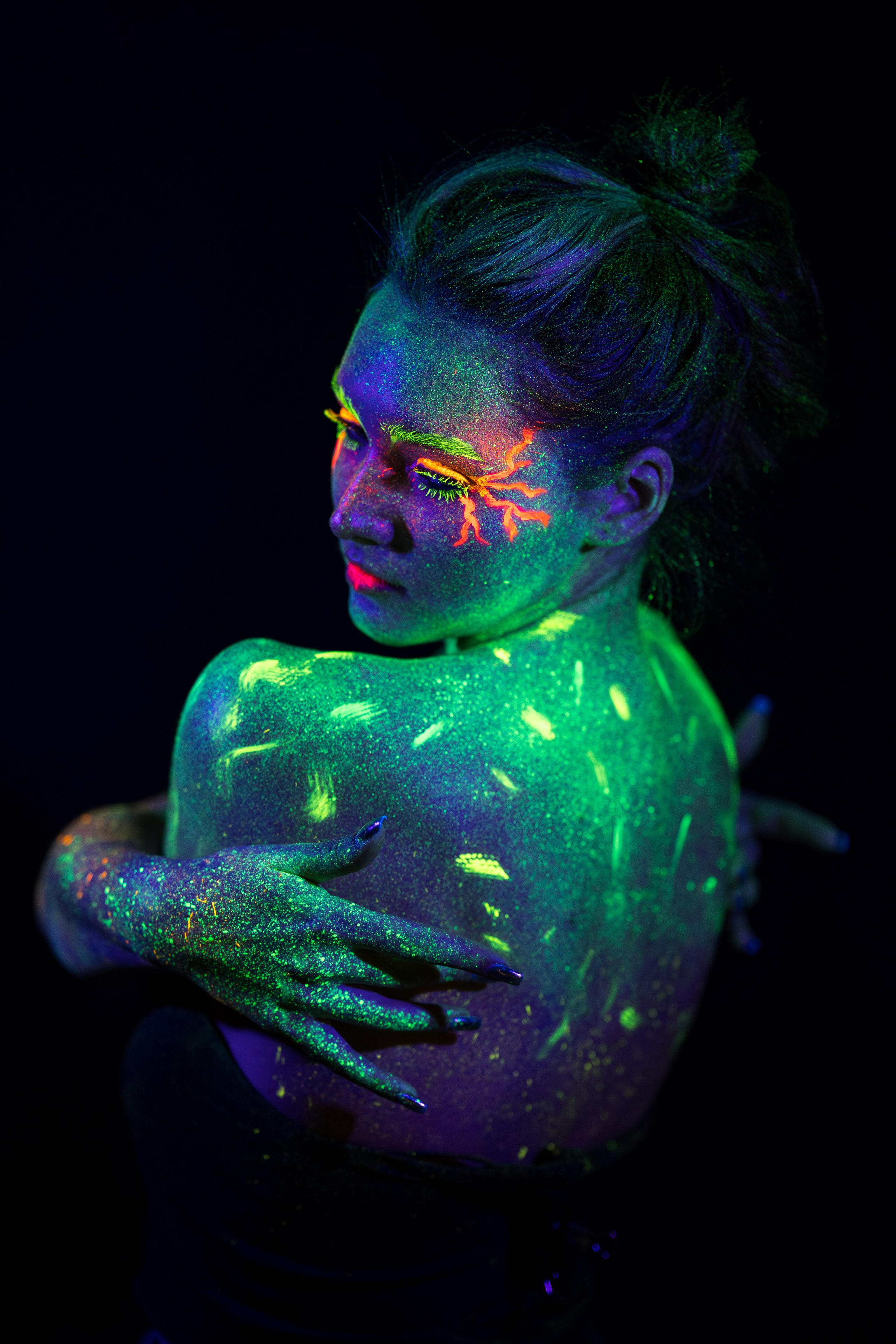 Неон. Легкая фотография