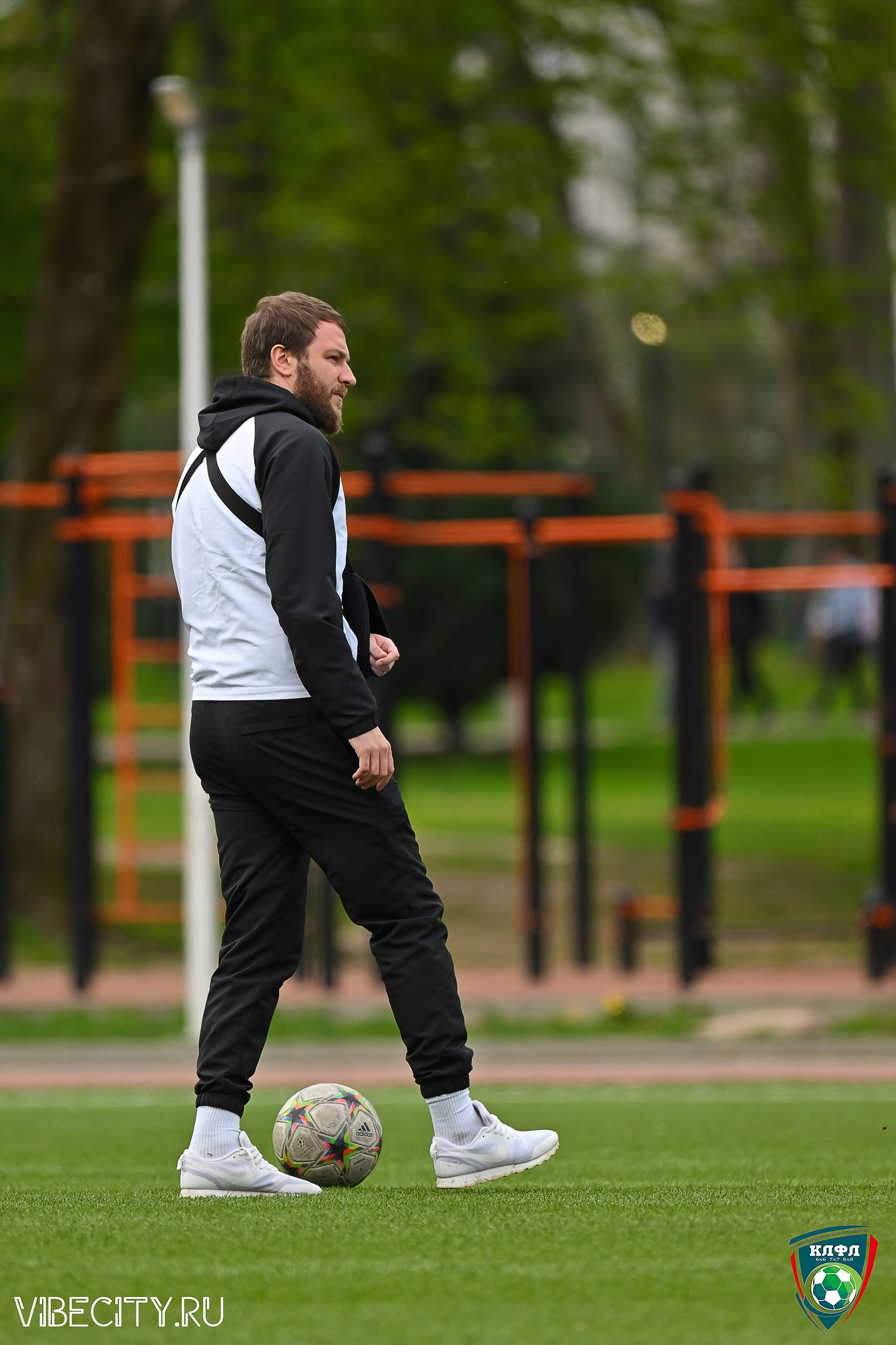 XX ЧЕМПИОНАТ КАЛИНИНГРАДСКОЙ ЛФЛ КАНЦМАРКЕТ39 сезона 2024–2025 гг. VIBECITY.RU Вайб Сити Ру Фоторепортажи Фотоотчеты Калининград