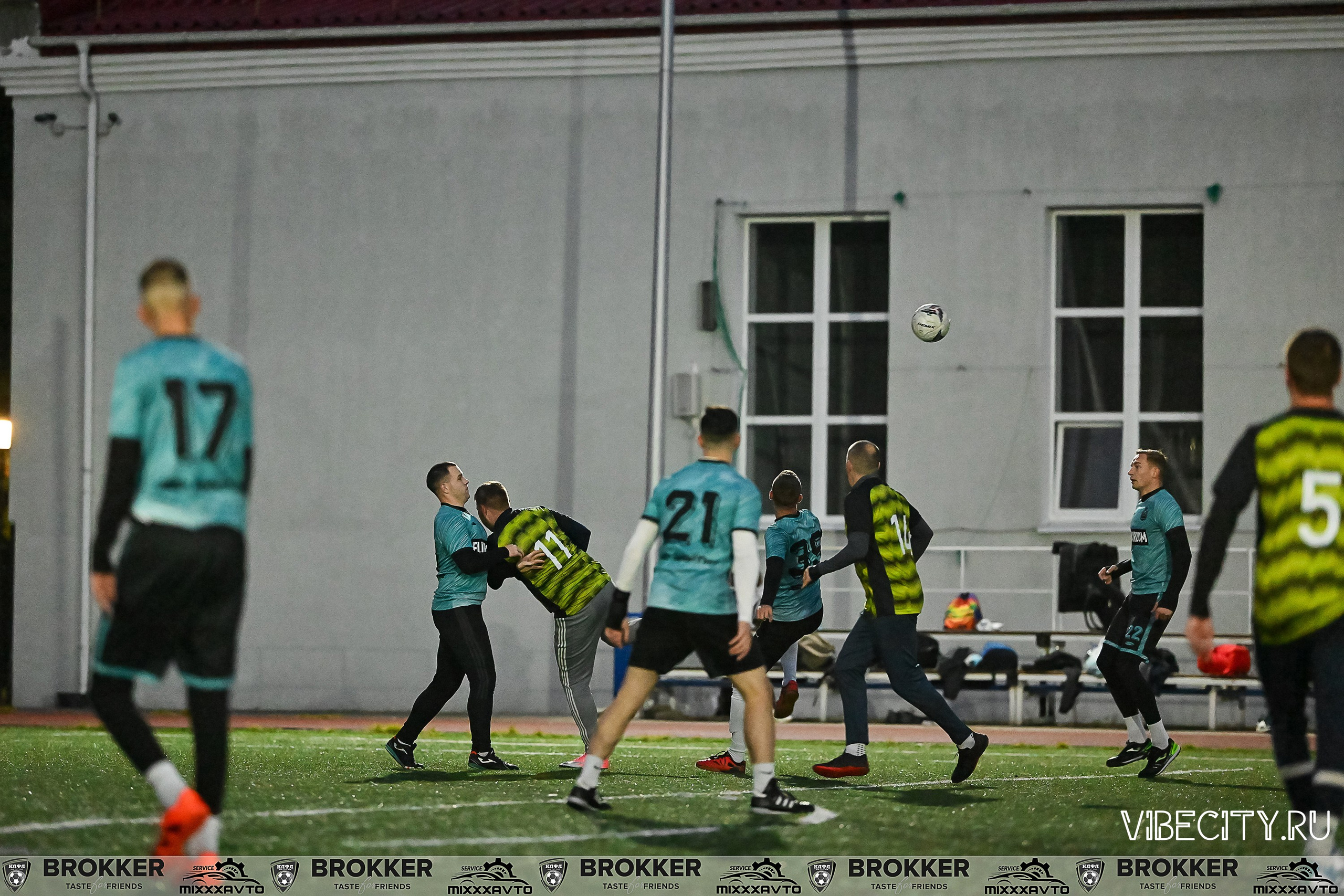Калининградская Любительская Футбольная Лига. VIBECITY.RU Вайб Сити Ру Фоторепортажи Фотоотчеты Калининград