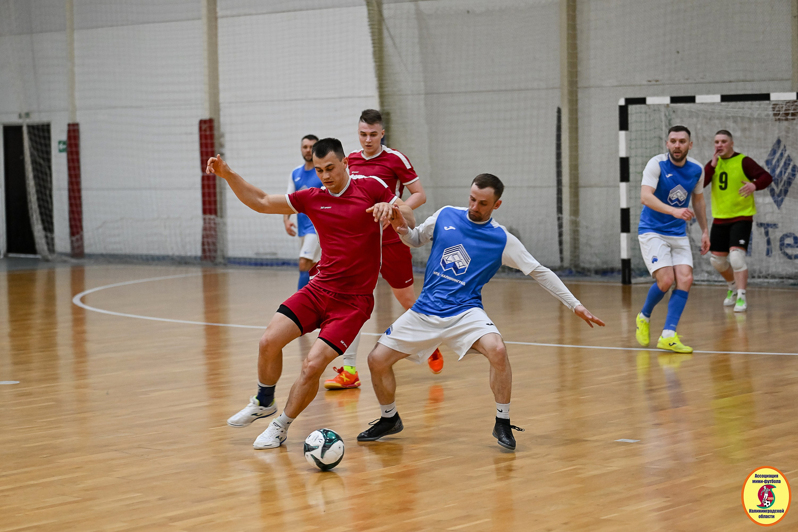 Корпоративная Бизнес Лига по футзалу — Весна 2026. VIBECITY.RU Вайб Сити Ру Фоторепортажи Фотоотчеты Калининград