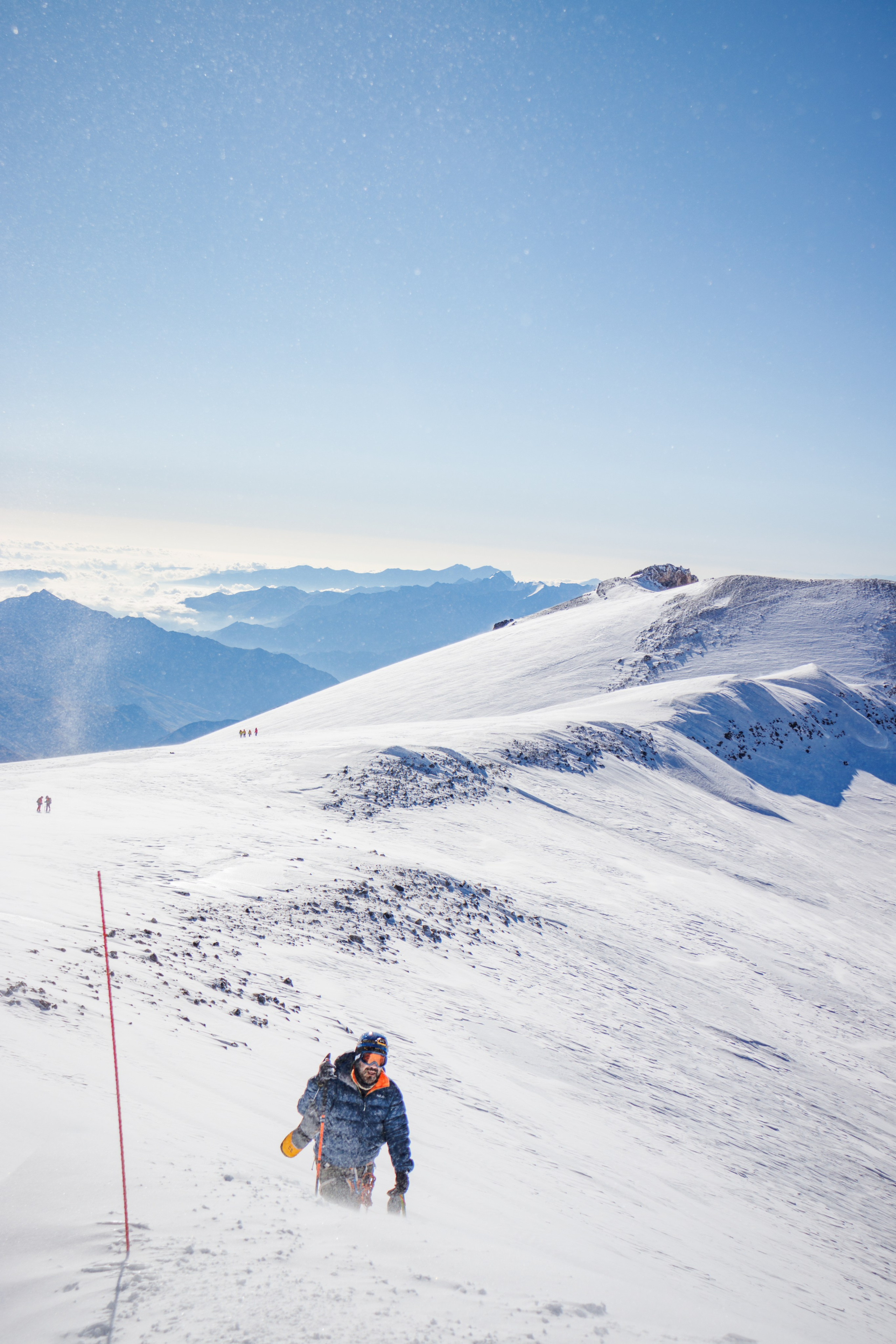 Эльбрус / восхождение. Фотограф на трекинг и восхождение Эльбрус, Приэльбрусье. Елизавета Бобок