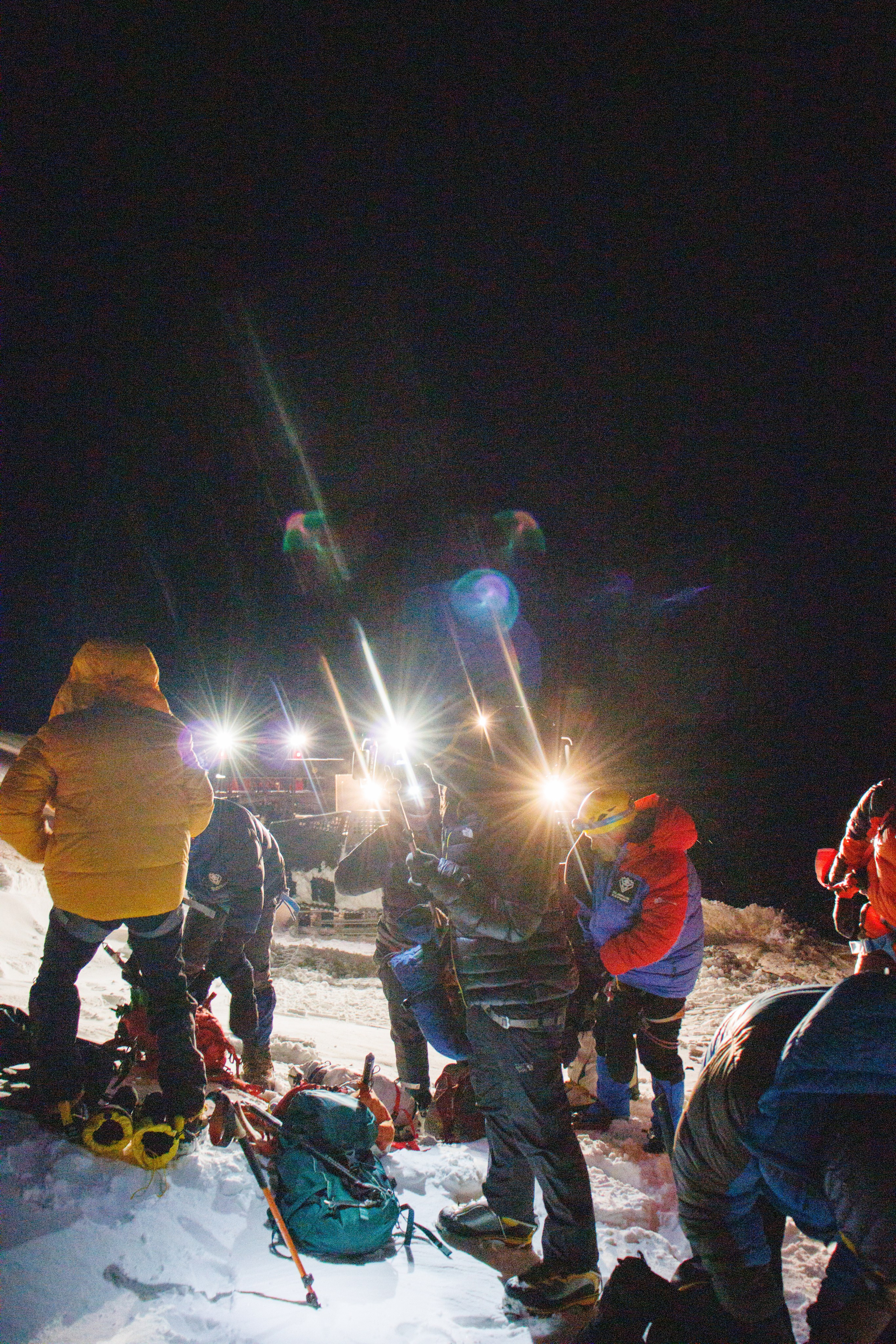 Эльбрус / восхождение. Фотограф на трекинг и восхождение Эльбрус, Приэльбрусье. Елизавета Бобок