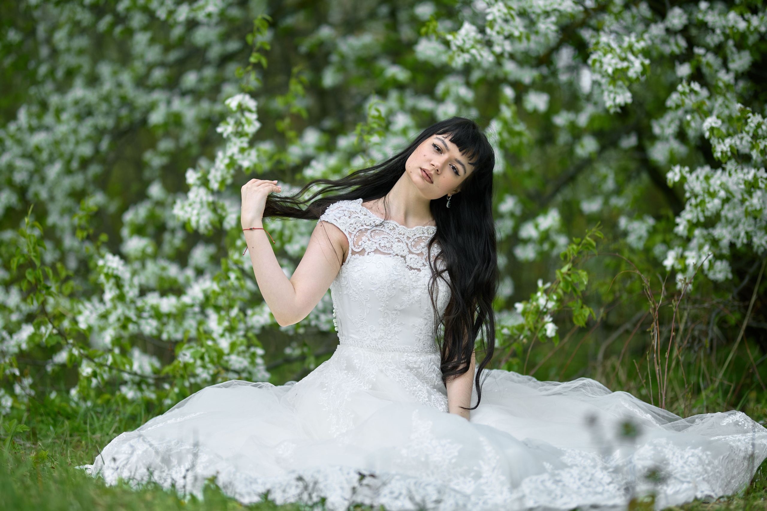 фотосессия девушка в цветущем саде чебоксары