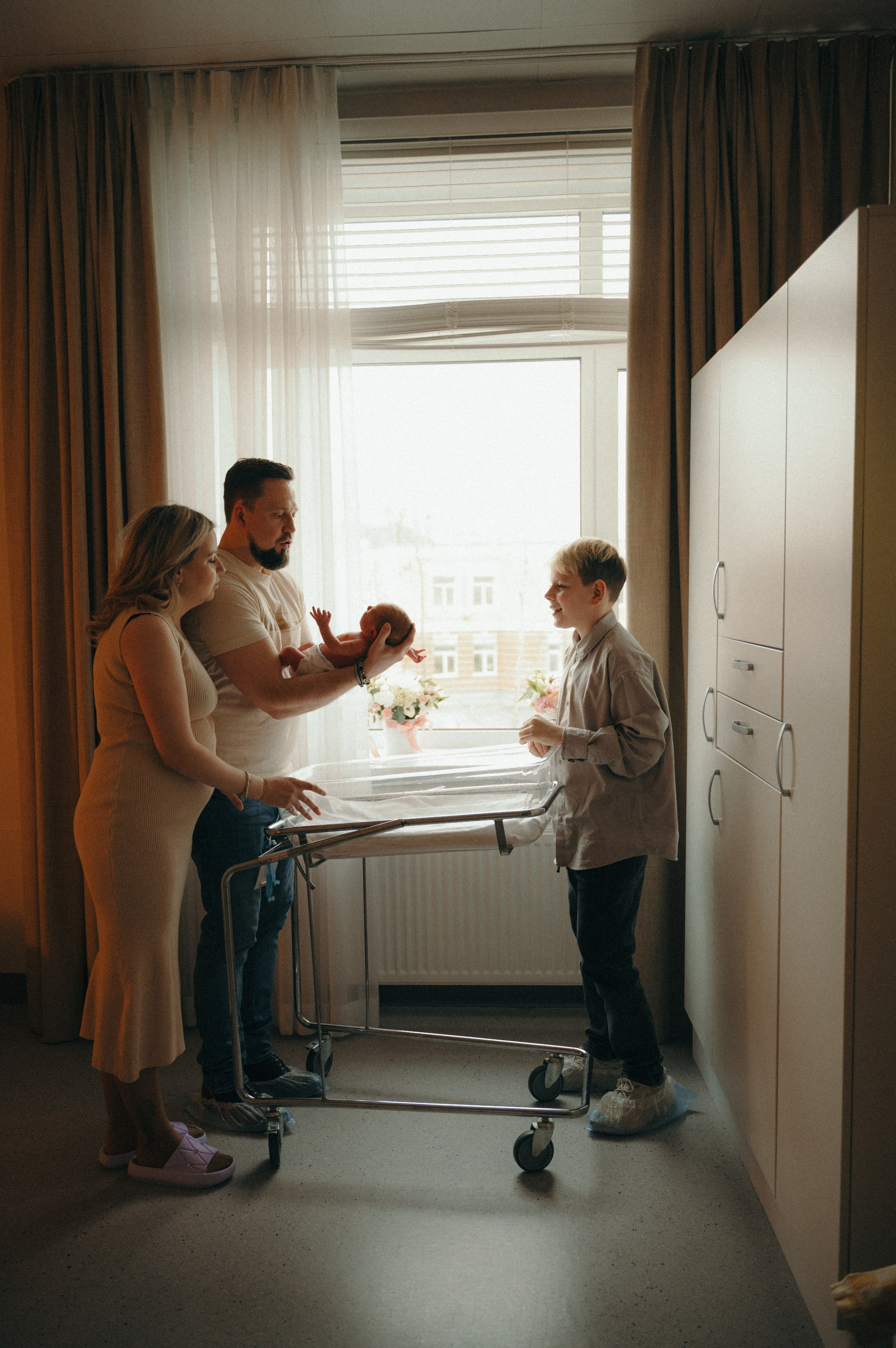 Выписка Ванюшки. Фотограф новорожденных и беременых в санкт-петербурге Юля Лампа