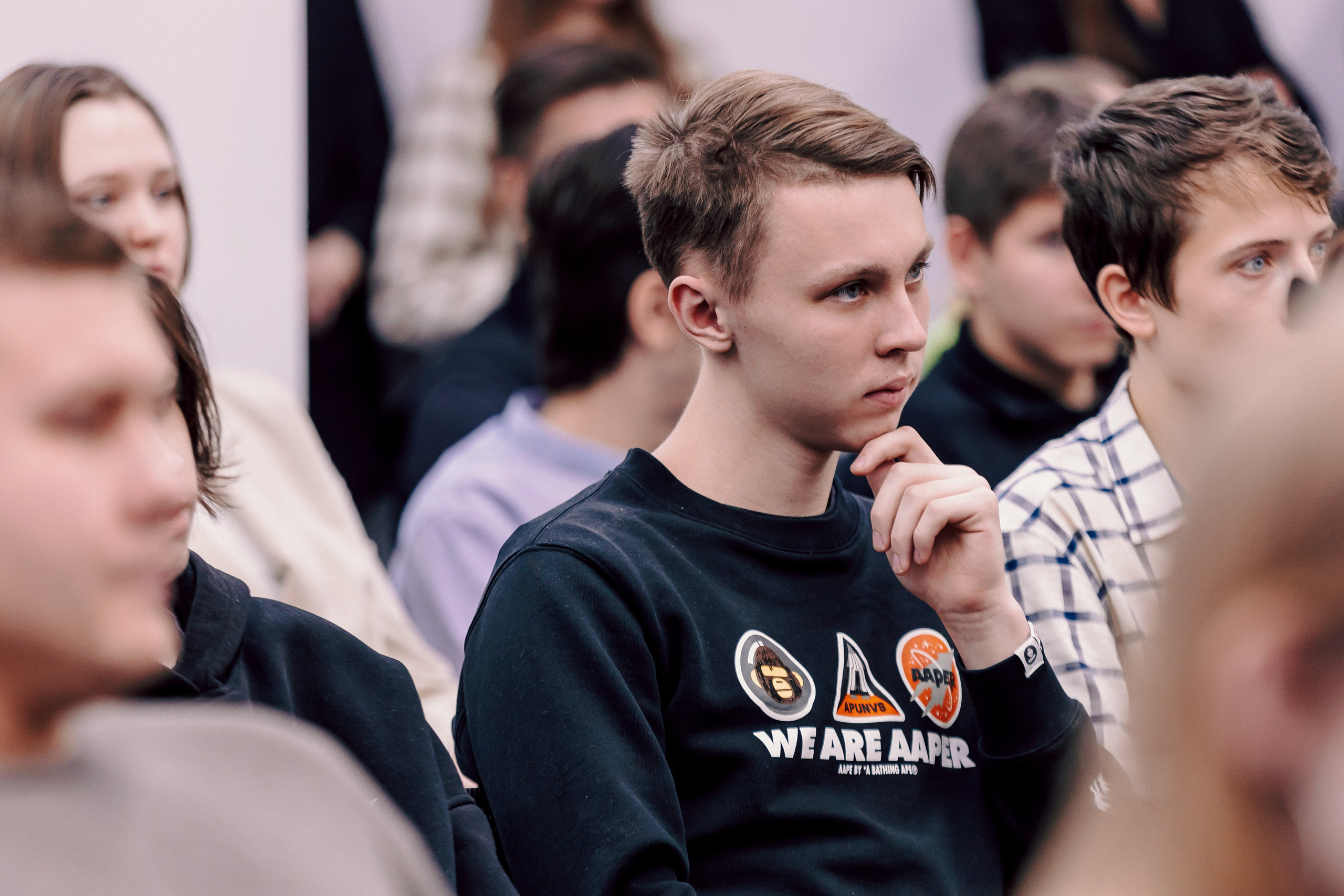 СКБ Контур — Форум будущего — Деловая программа. Лёшка Варзегов — фотограф