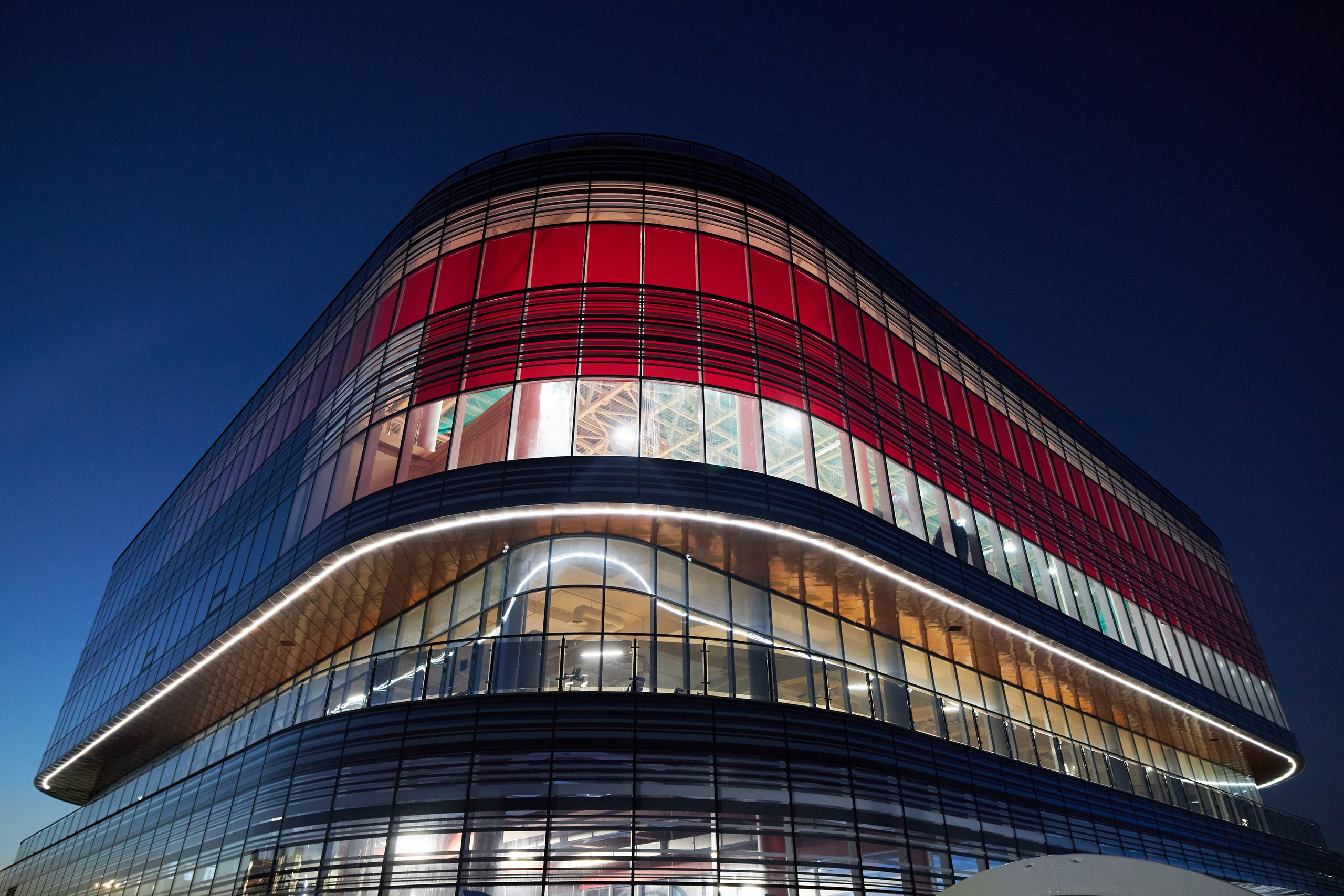 Интерьерная съёмка фитнесс клубов и спортивных площадок. КонТайм: профессиональная съемка для организаций