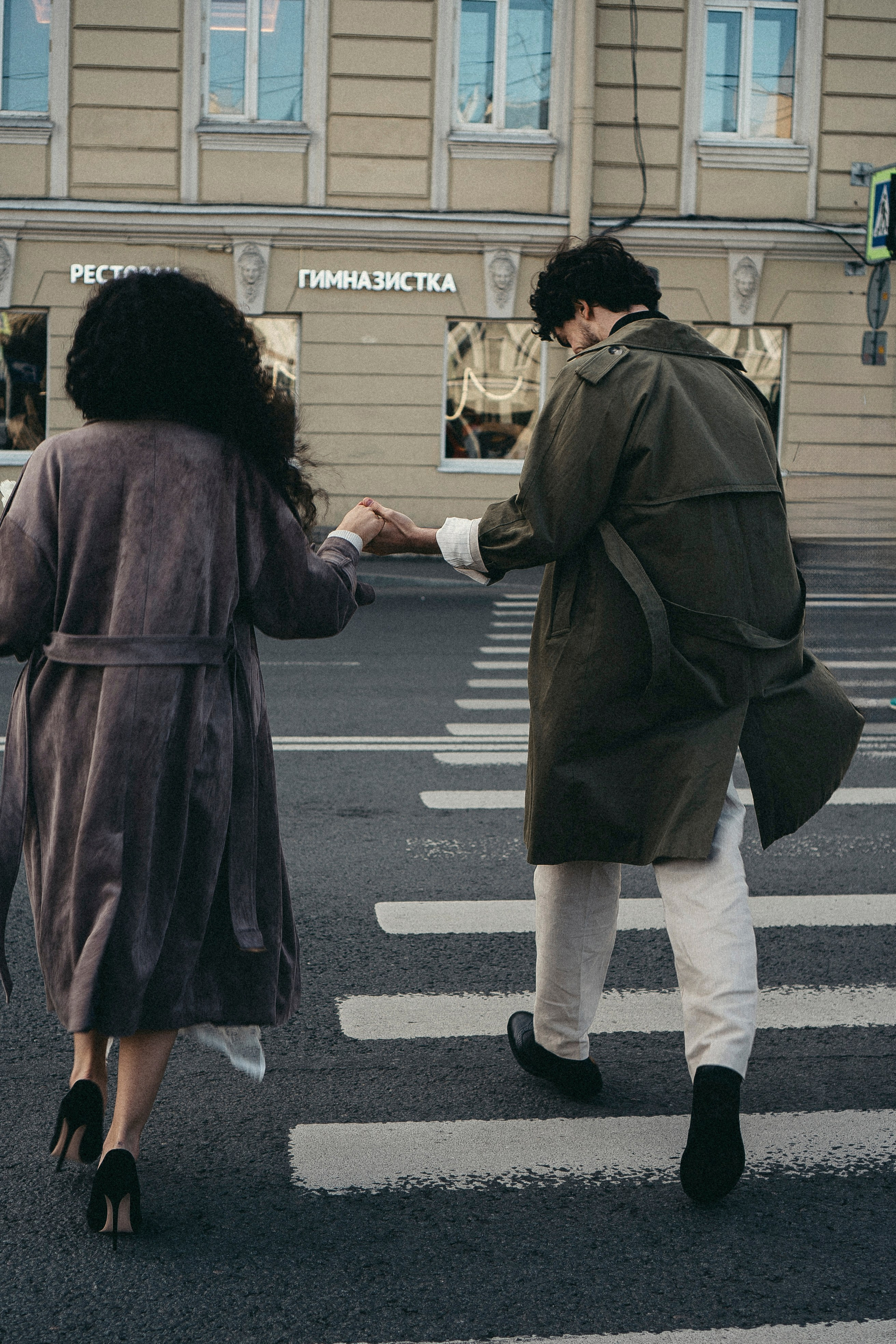СВАДЕБНАЯ ПРОГУЛКА ПО ПЕТРОГРАДКЕ ВЕСНОЙ. СВАДЕБНАЯ ФОТОСЕССИИЯ НА ПЕТРОГРАДКЕ. Профессиональный фотограф, Санкт-Петербург — Виктория Богомолова