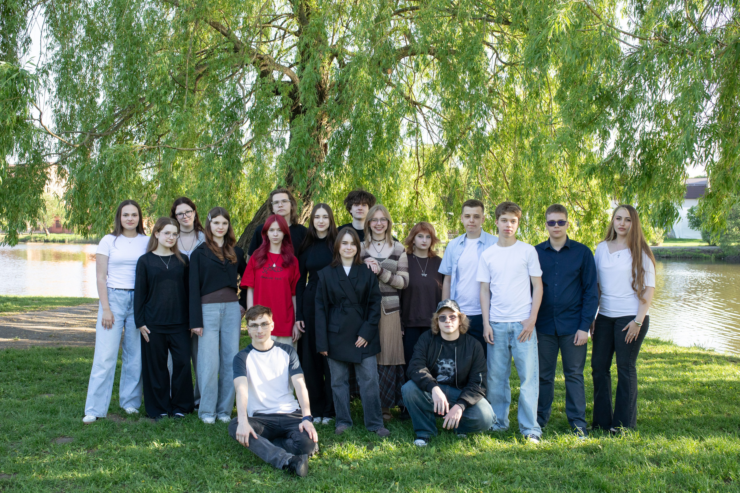 19/05/26 Лошицкий. Выпускные альбомы Cardsi