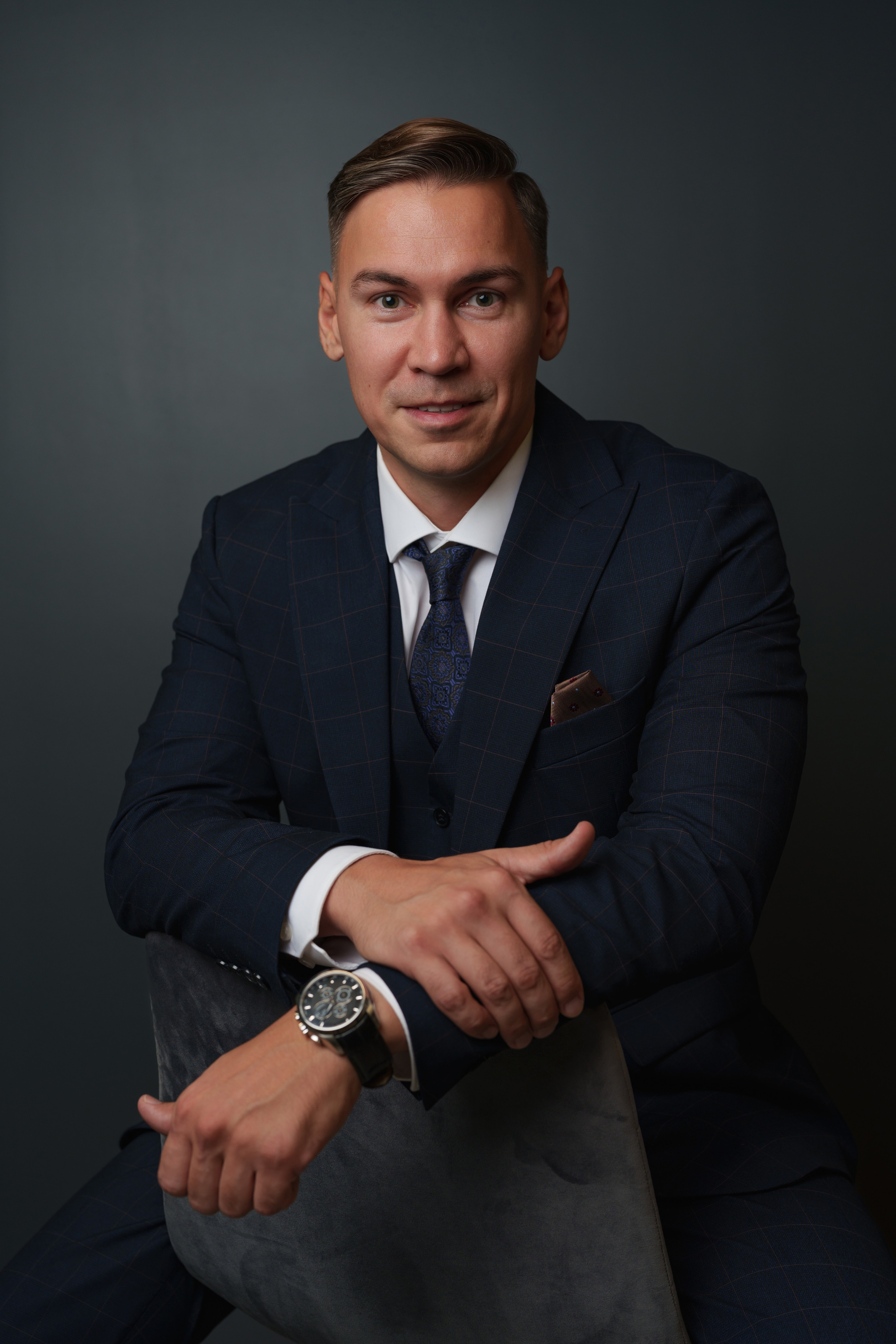 Бизнес-портрет. Евгений Щетников Фотограф-Тюмень