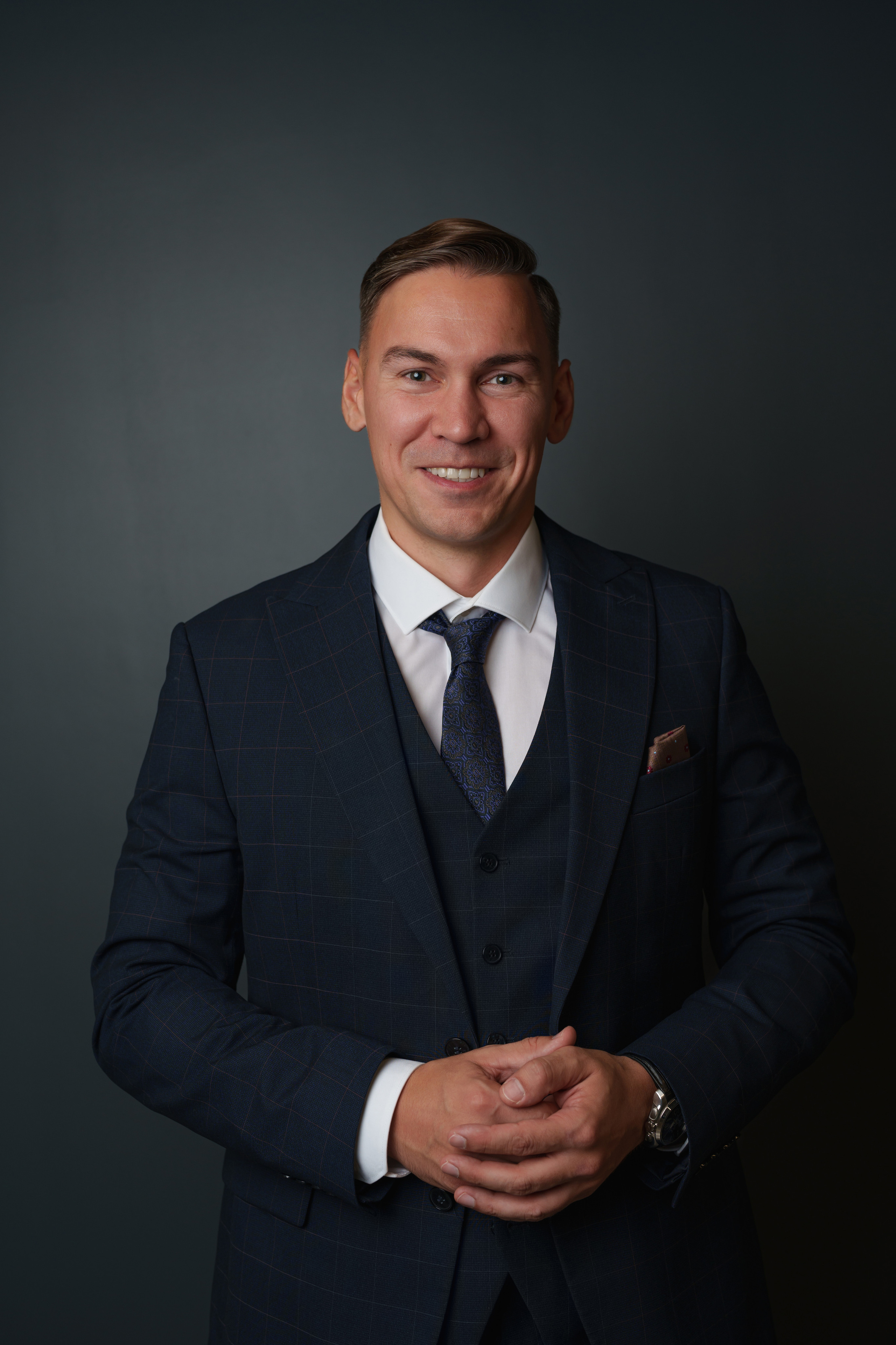 Бизнес-портрет. Евгений Щетников Фотограф-Тюмень