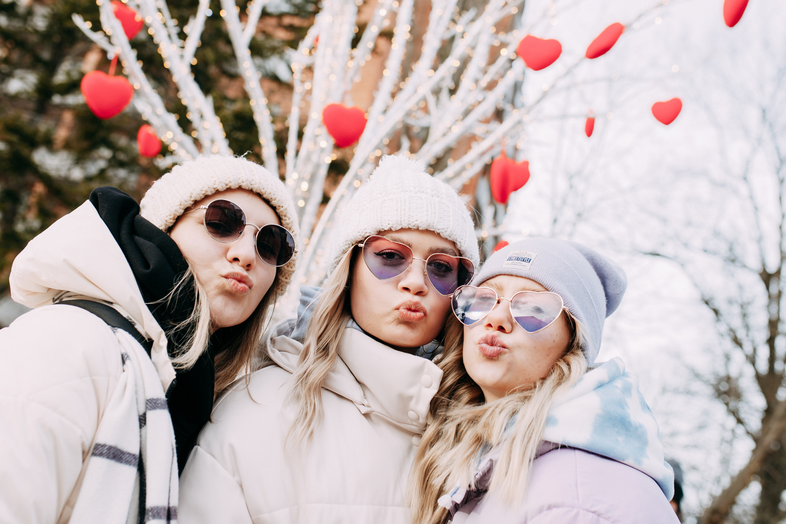 Подружки в Зеленоградске • Зима 2022. Фотограф в Калининграде Екатерина Осинцева