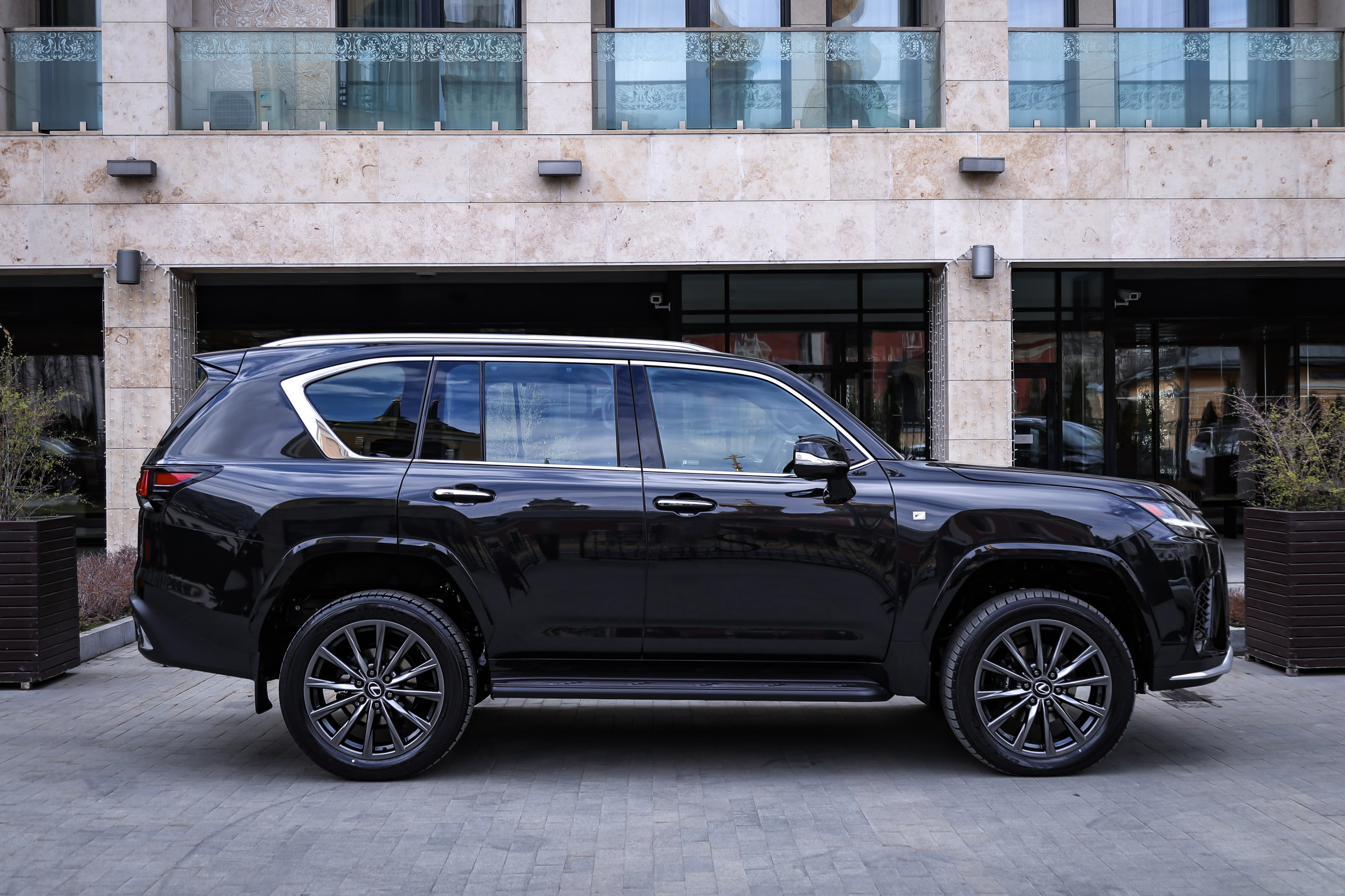 2024 LEXUS LX 500d. Mixturecaptures