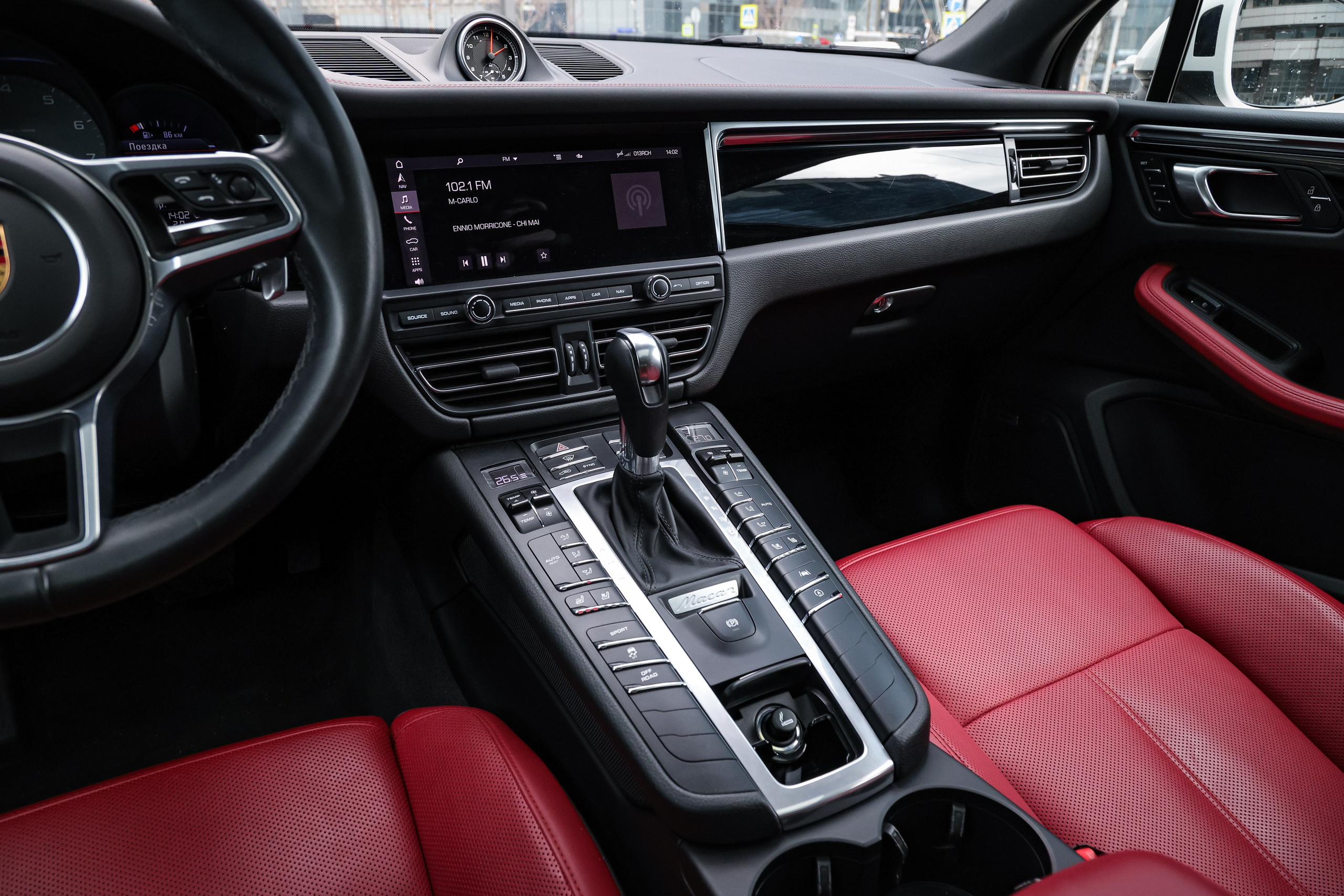 2021 PORSCHE MACAN S. Mixturecaptures