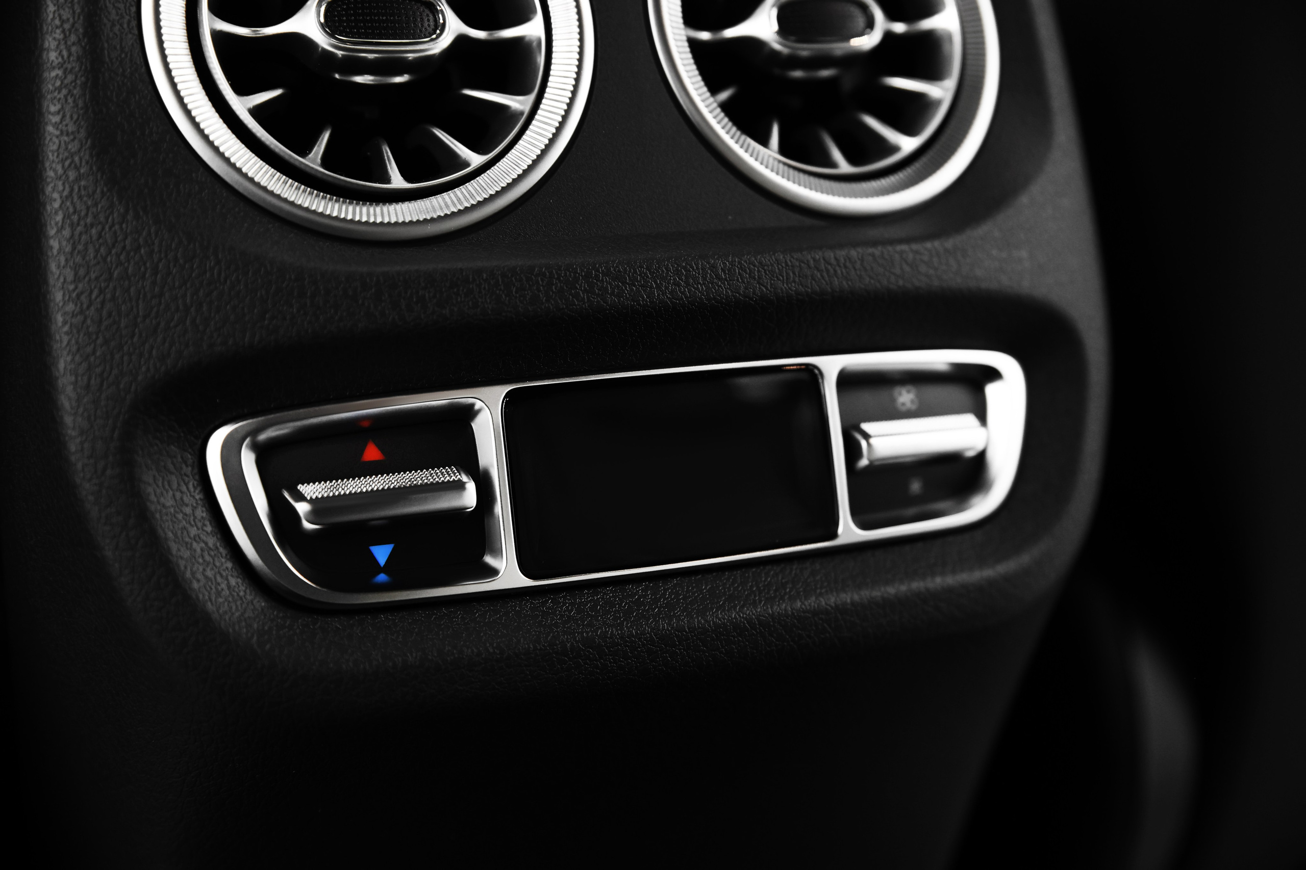 2019 MERCEDES BENZ G450d AMG. Mixturecaptures