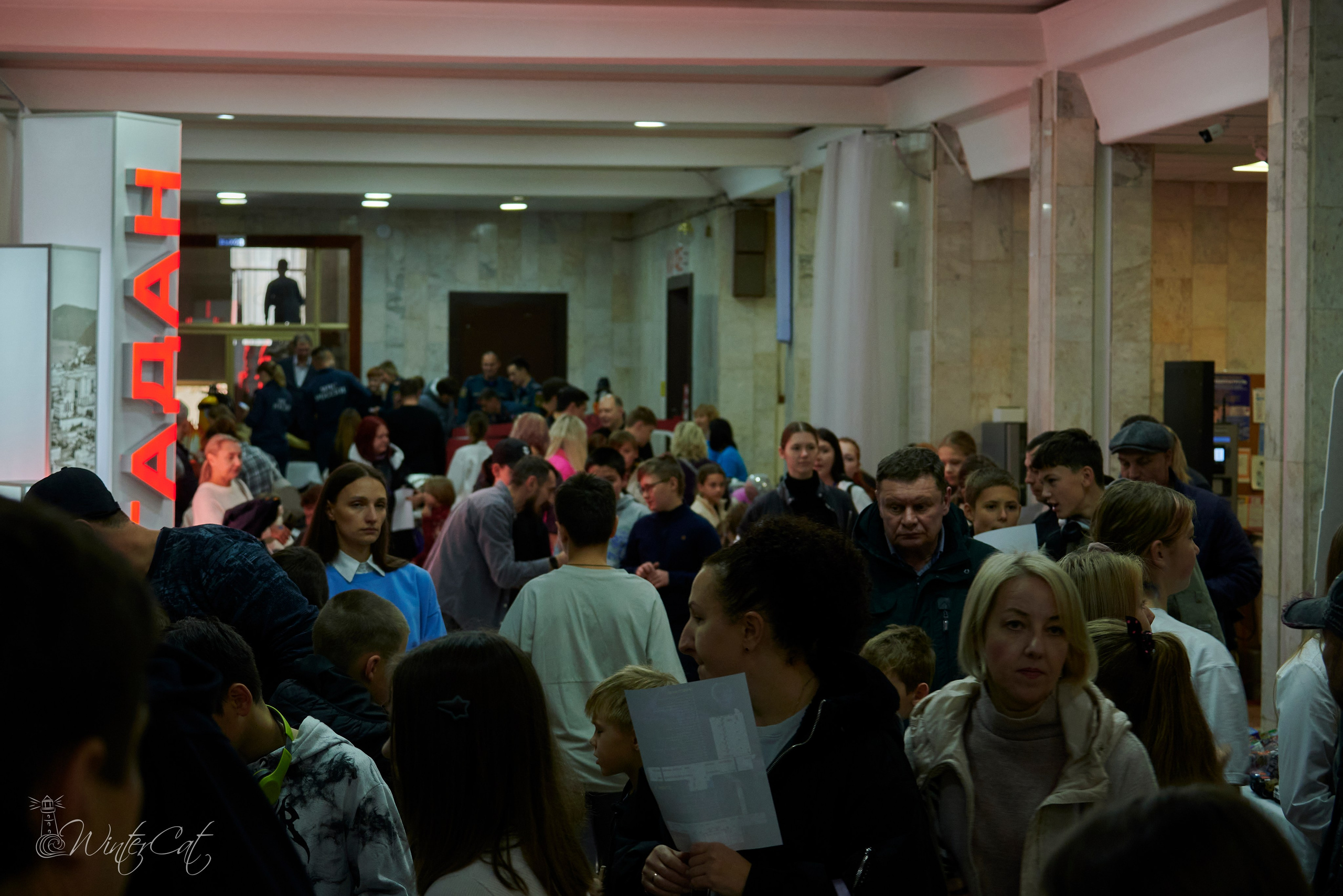 Калейдоскоп МЦК 28.09.24. Портретный и репортажный фотограф в Магадане Андрей Нефедов WinterCatPhoto