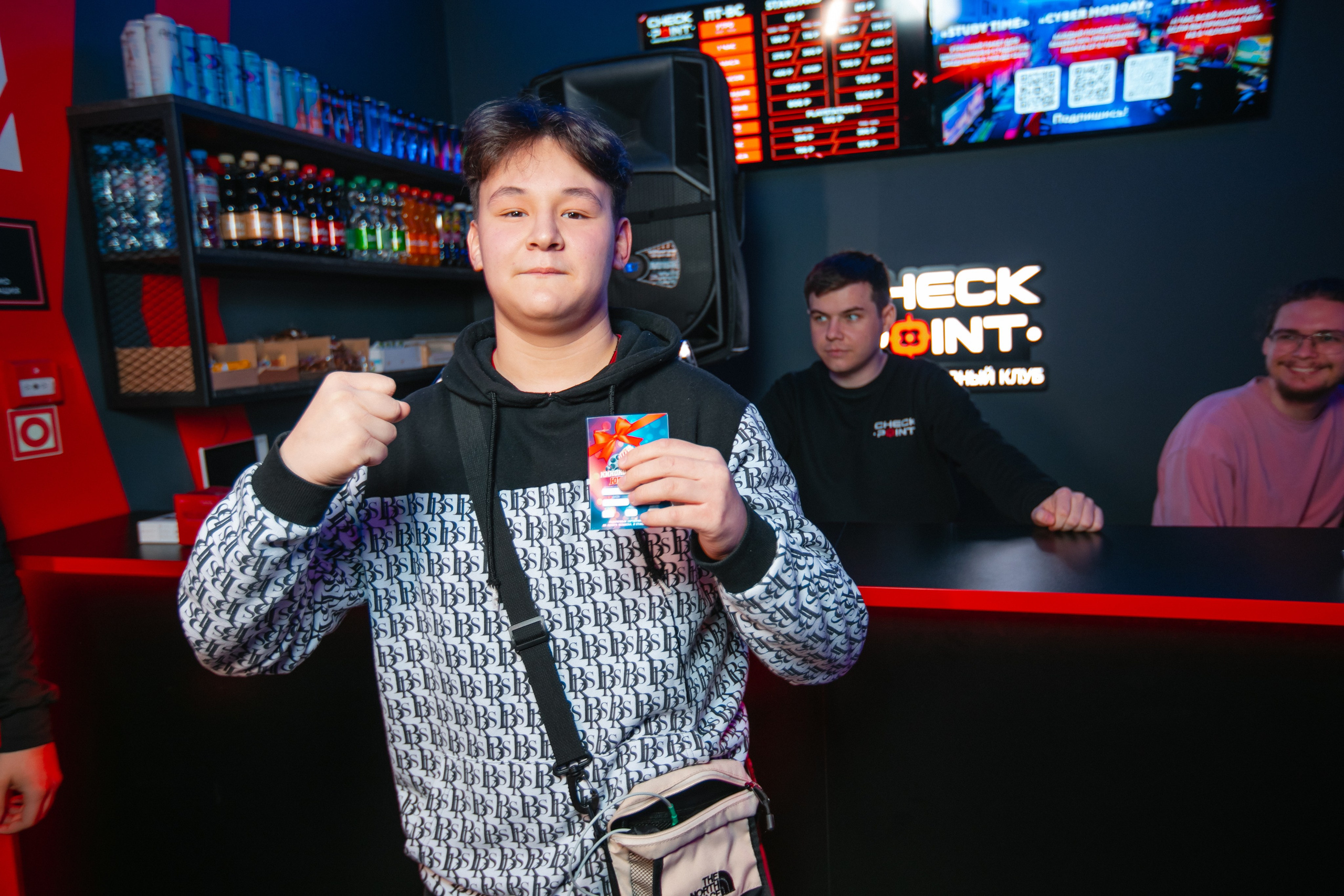 Открытие клуба Checkpoint 2. Роман Урумбаев фотограф Нижневартовск