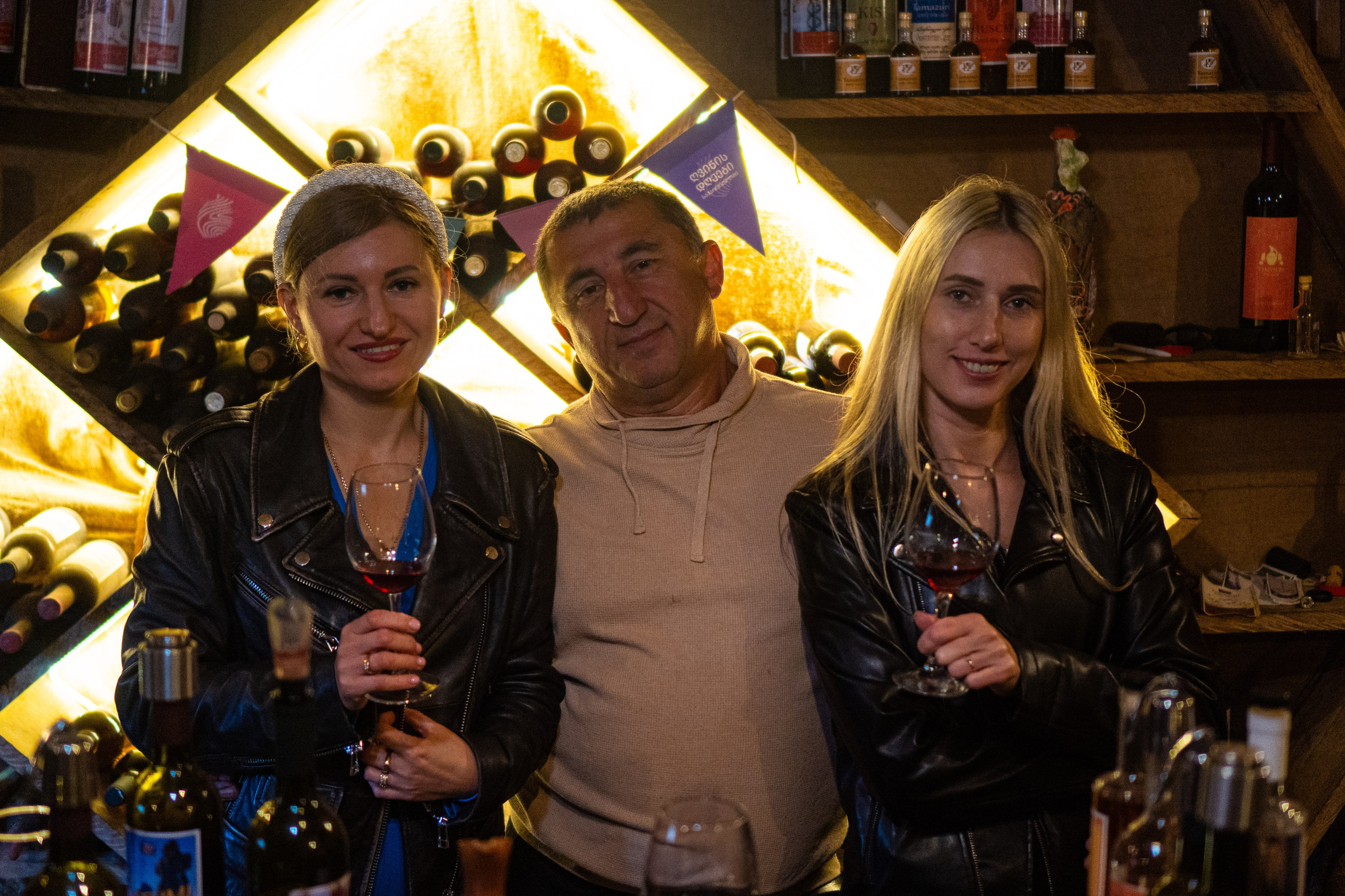 Фотосессия на экскурсии по виноградникам. Фото-ВидеоПродакшен для экспертов и брендов