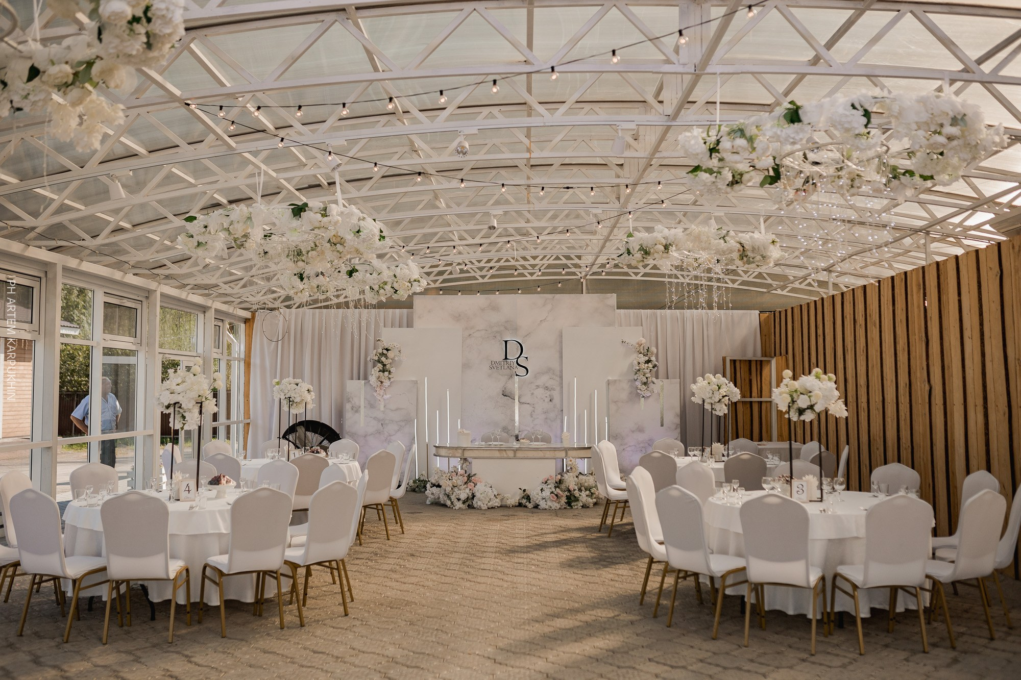 Свадьба, фотограф в Выксе Артем Карпухин, ведущая Наталья Самарина. Фотограф городских и семейных событий Артем Карпухин