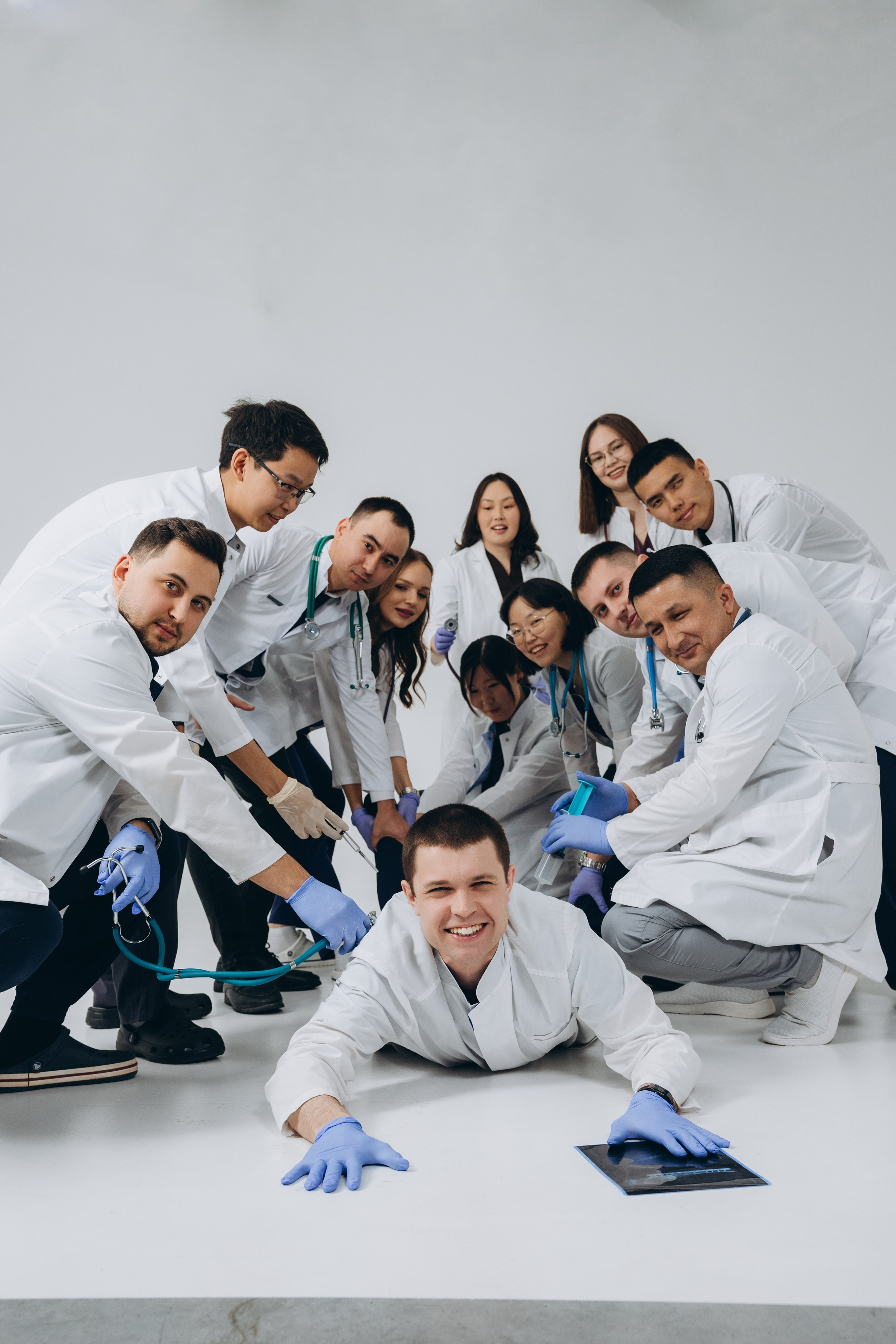 Съёмка для выпускников меда. Свадебный, семейный фотограф в Иркутске Светлана Макаричева