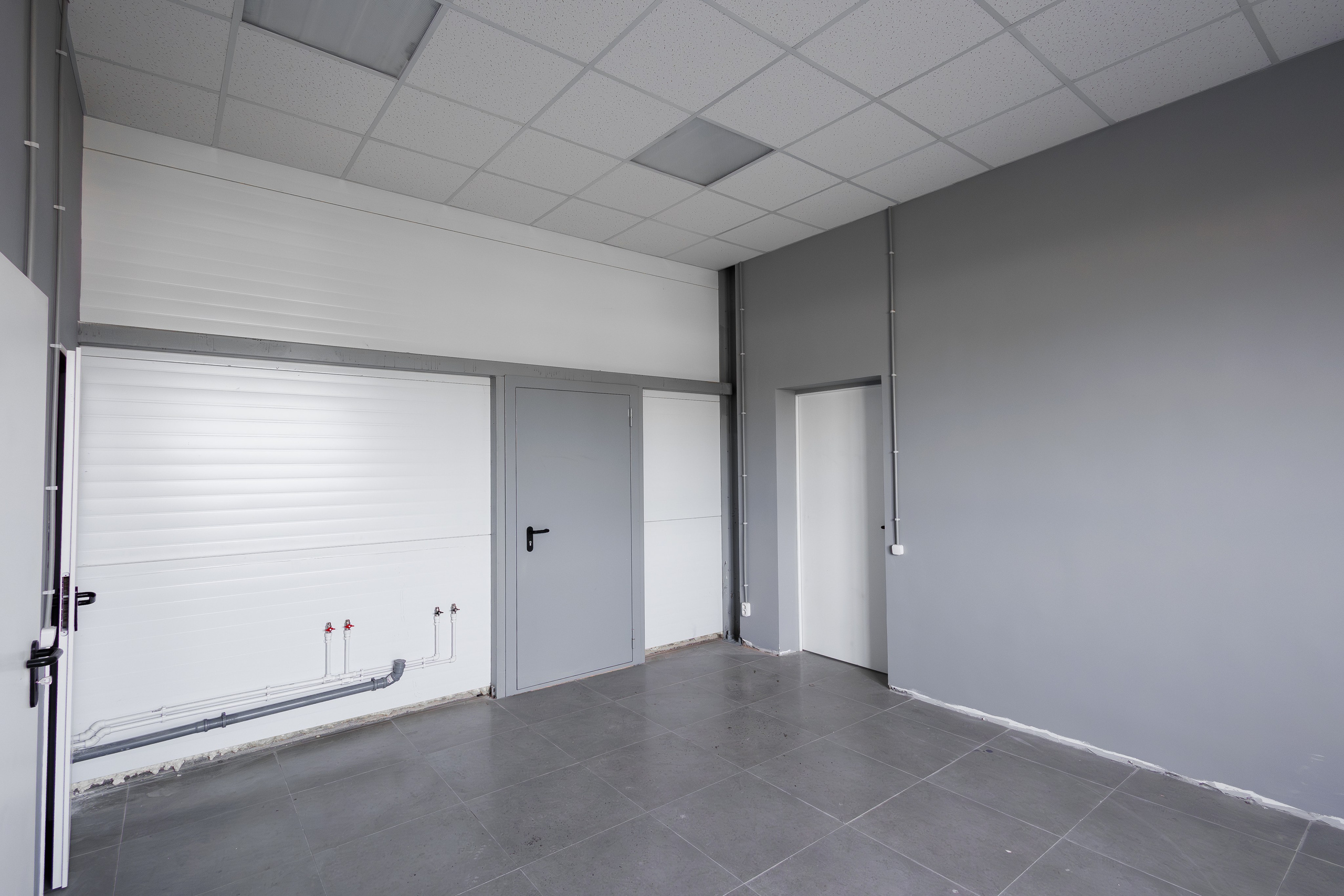 Склады под аренду. Фотосъёмка для бизнеса — предметное фото, репортаж с мероприятий, портреты людей, съёмка интерьера и экстерьера