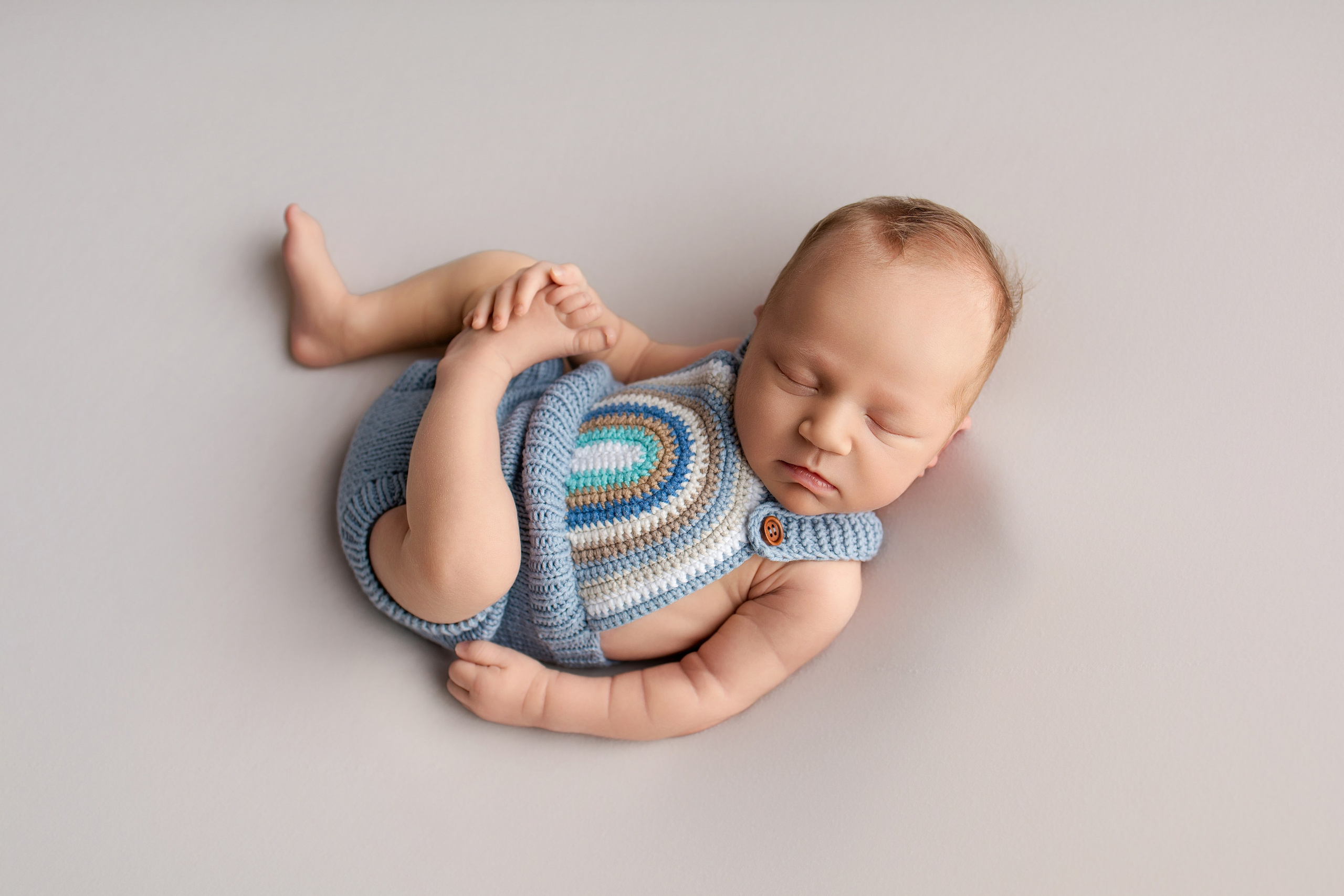 Лев 18 дней. Фотограф новорождённых Newborn Москва