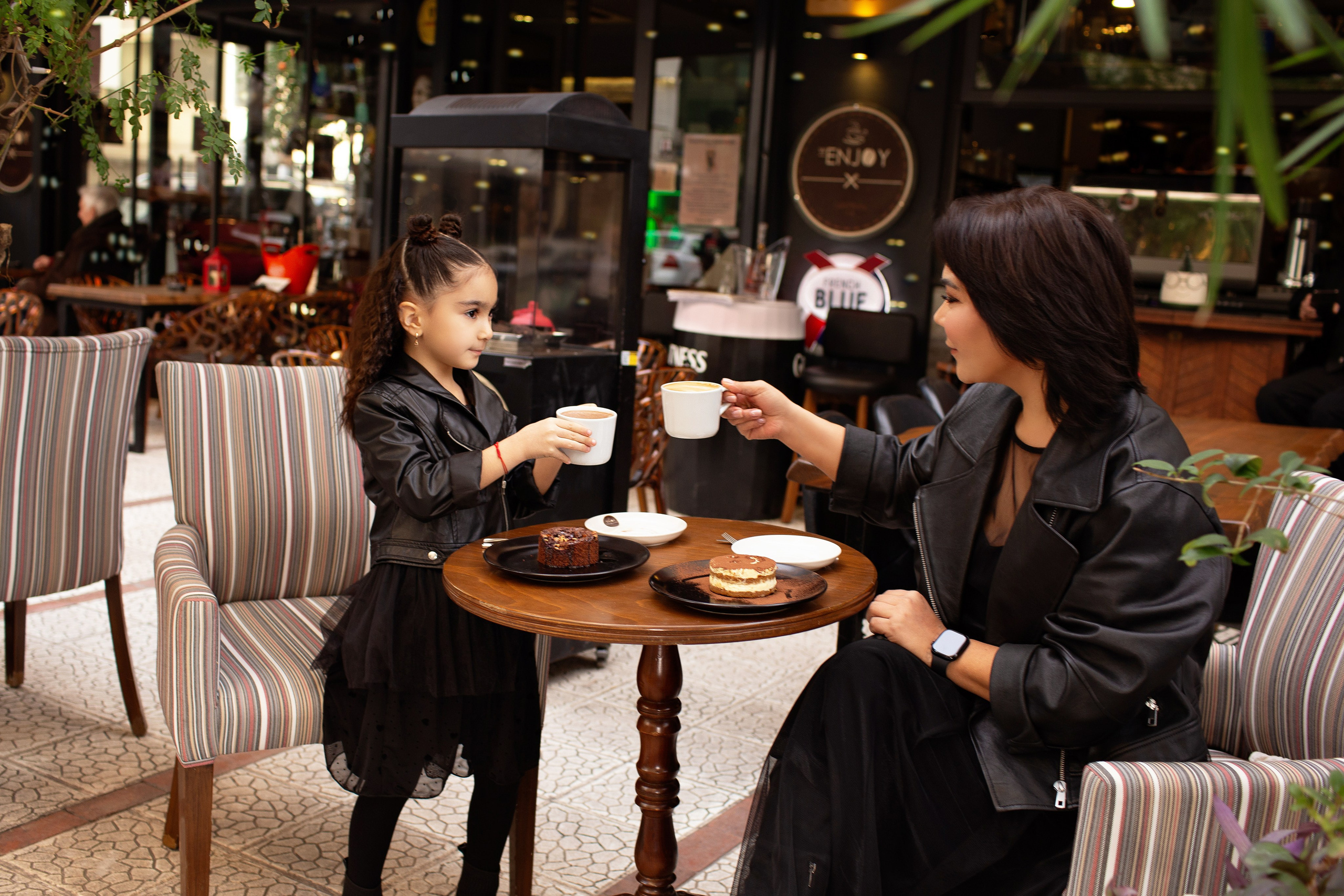 İndira&Darina. Professional family and children’s photographer in Izmir Irina Eron