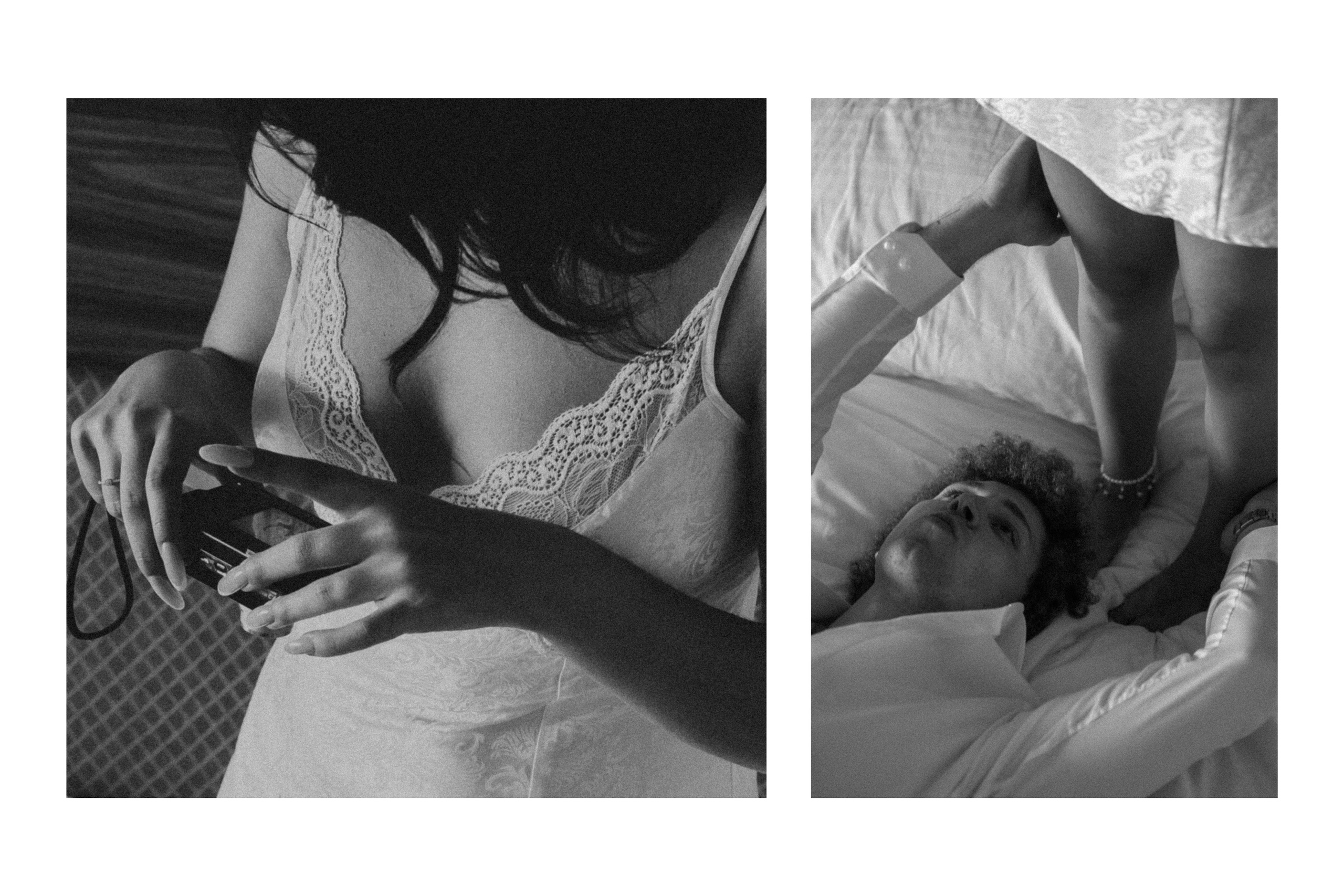 Чёрно-белый свадебный фотоколлаж: на одном кадре невеста фотографирует жениха на компактную камеру, на другом — жених позирует для неё. Живые моменты свадебного утра в отеле «Утёсов» в Анапе. Свадебный фотограф Анапа, Геленджик, Новороссийск, Темрюк, Абрау-Дюрсо. Локации для свадебной фотосессии.